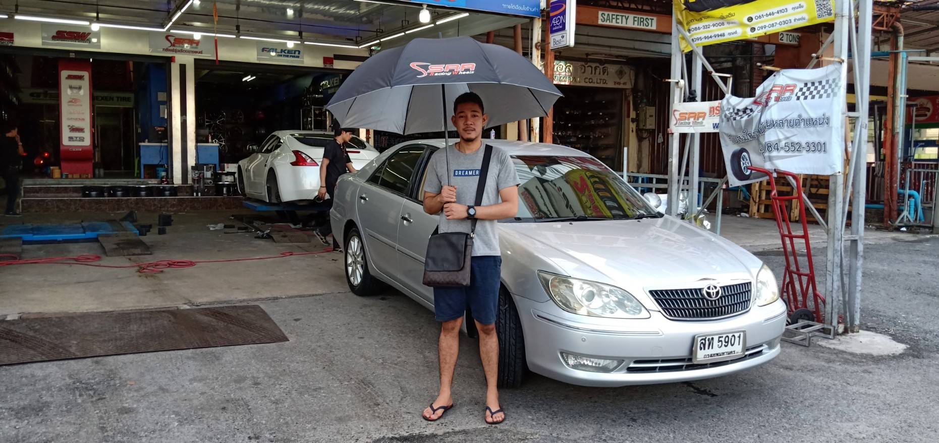 DUNLOP LM704 215-55-17 ซื้อ2แถม2 ใส่ CAMRY