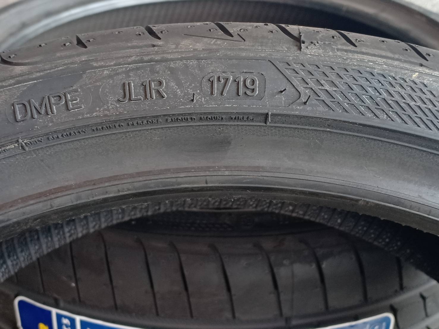 GOODYEAR 255/30R19 EAGLE F1 ASYMMETRIC