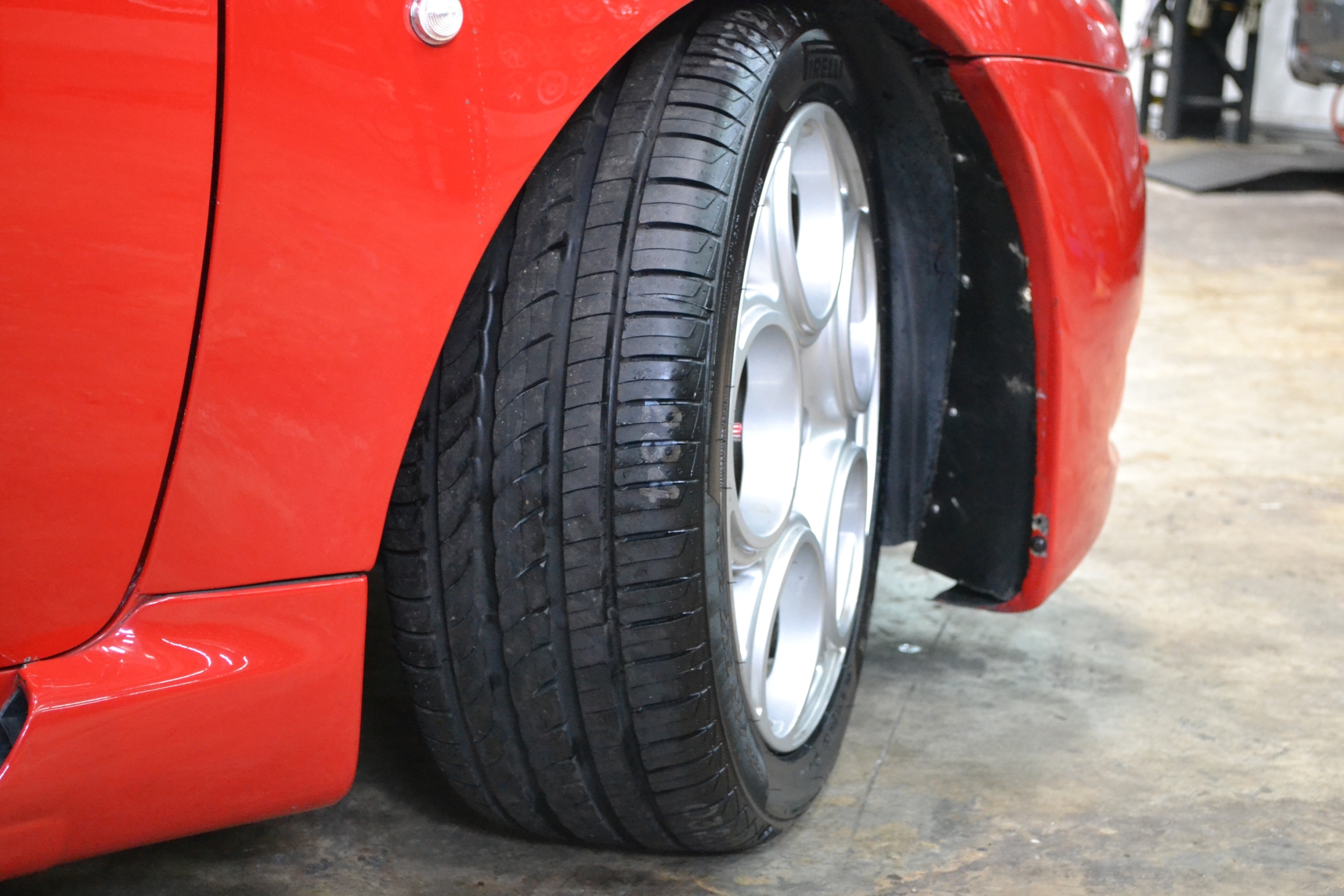 PIRELLI P1 225-45-17 ซื้อ2แถม2 ลดราคาพิเศษ