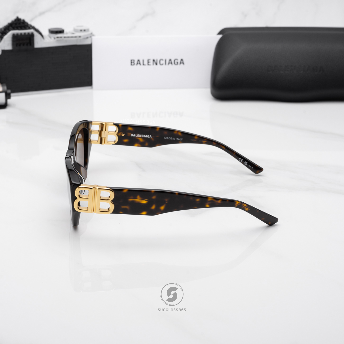 แว่นกันแดด Balenciaga BB0311SK 002