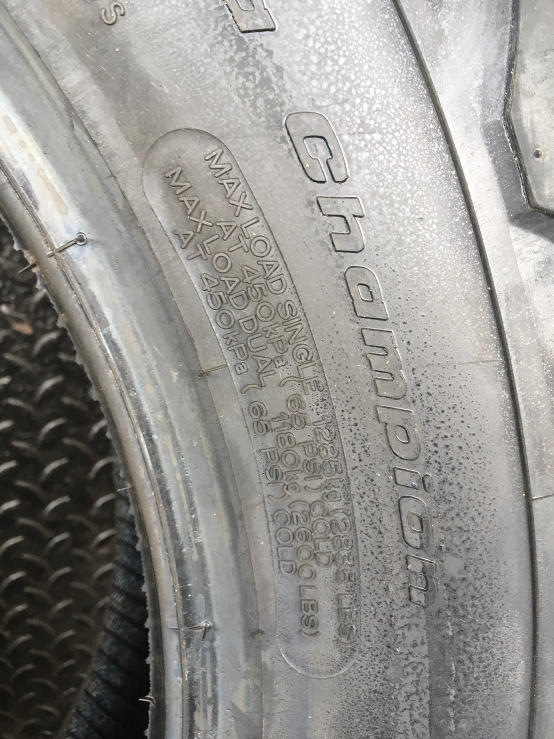 BFGoodrich All Terrain T/A KO-2 265/65R18 เส้น 9500