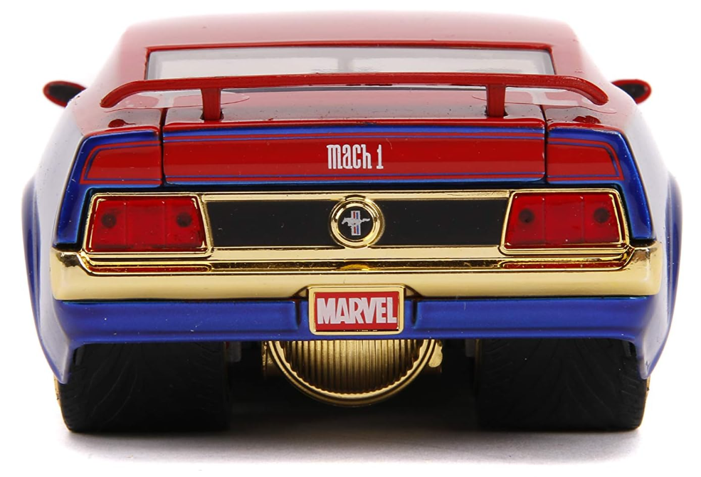 โมเดลรถ โมเดลรถยนต์ 1973 Ford Mustang Mach 1 with Captain Marvel Figure 4