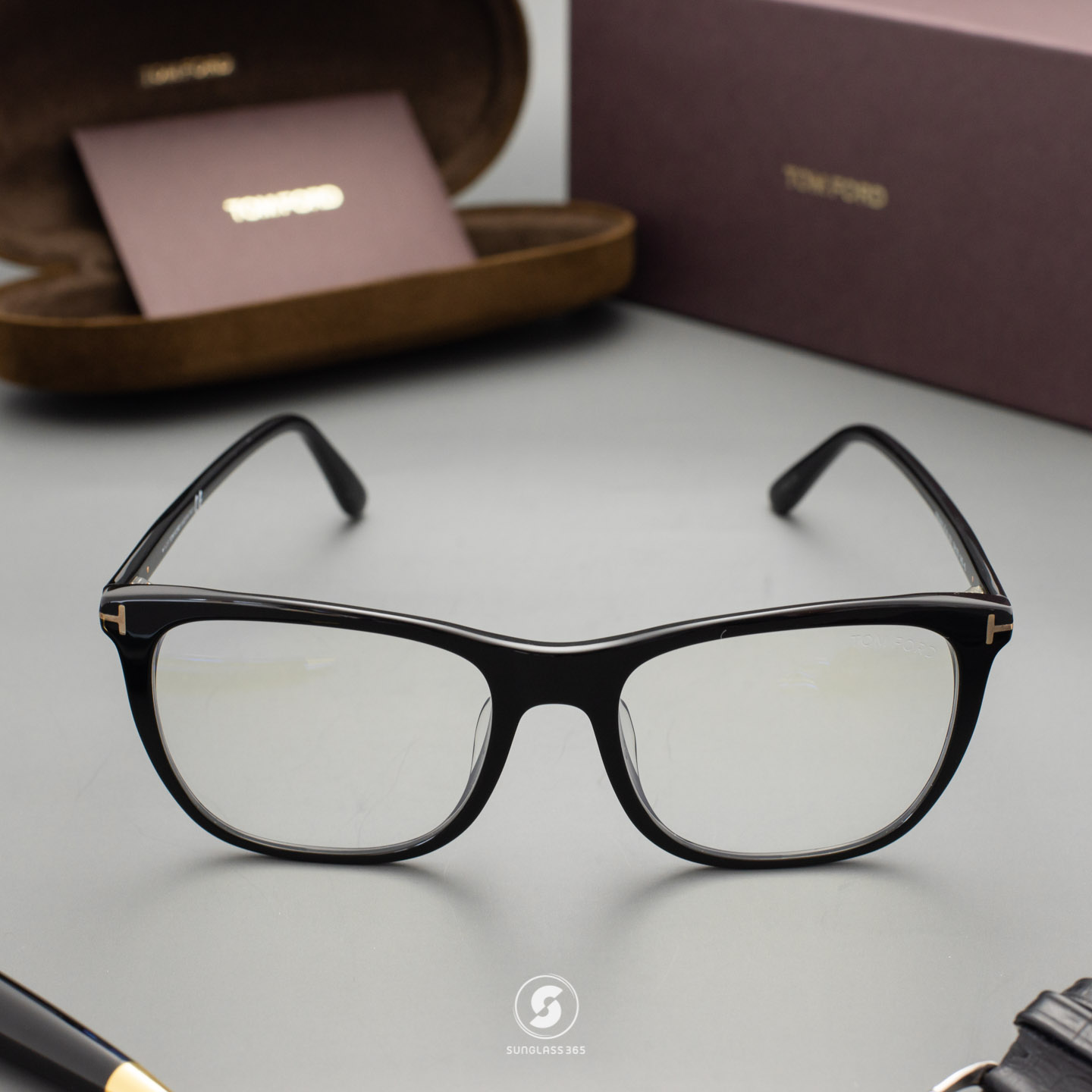 กรอบแว่น TOM FORD TF5672-F-B 001