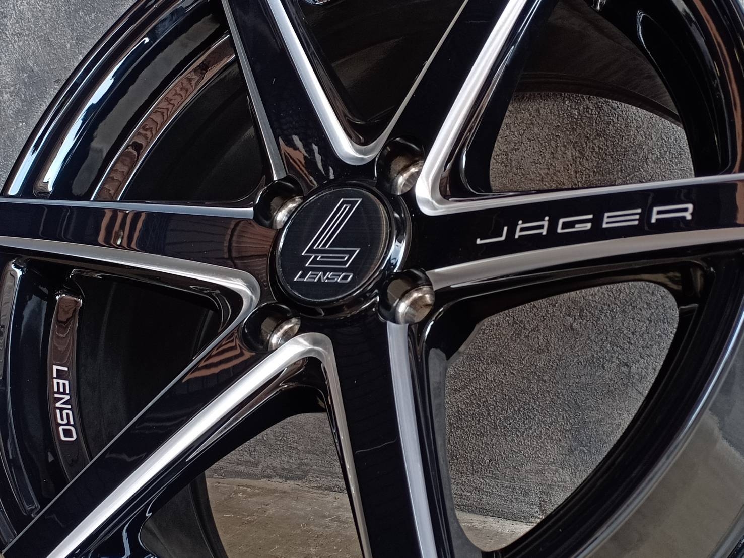 JAGER-CRAFT 15X7 4X100 +35 73/65 BKWA