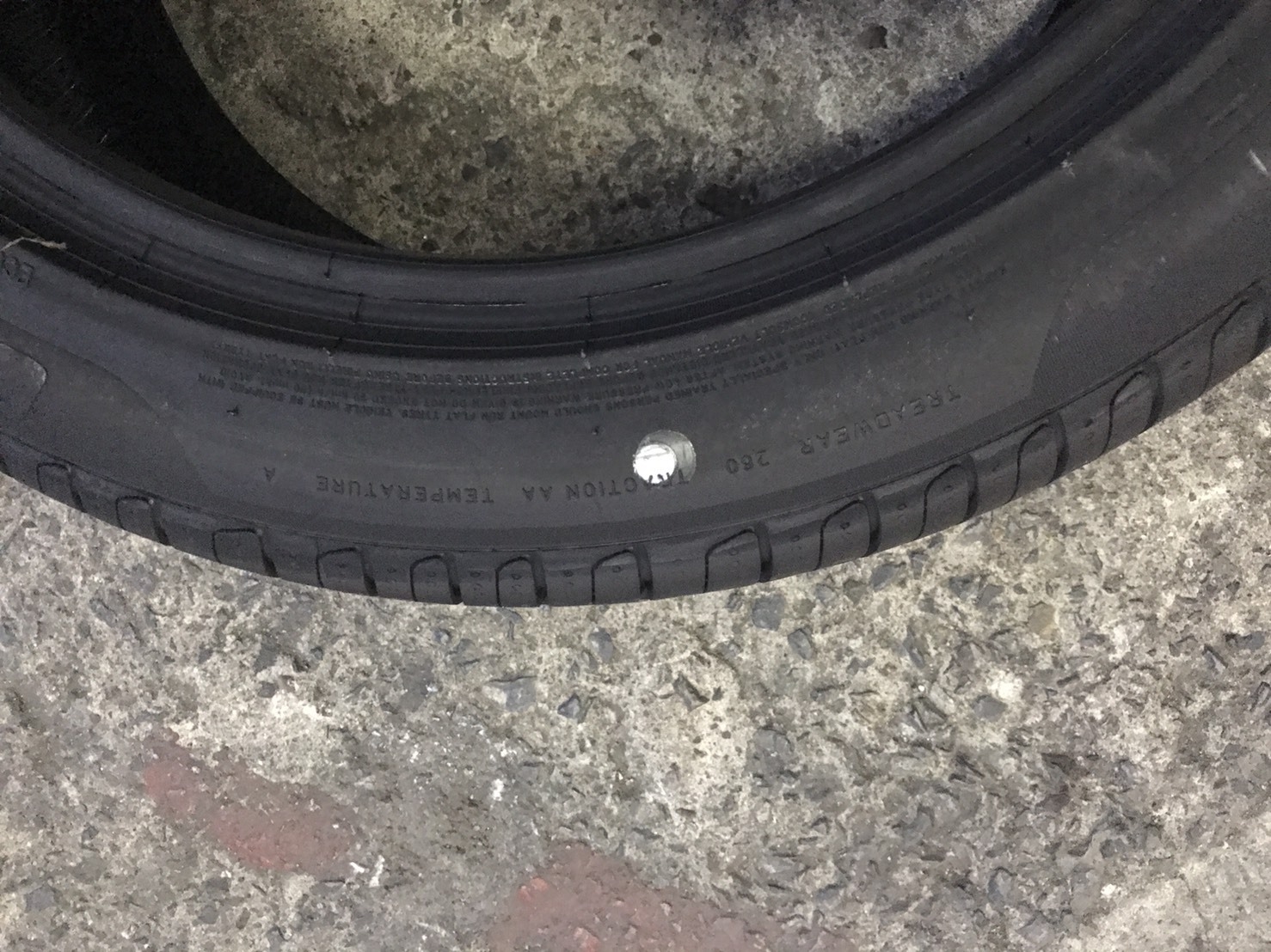 PIRELLI CINTURATO P7 RUNFLAT 275-40-18 ลดราคา