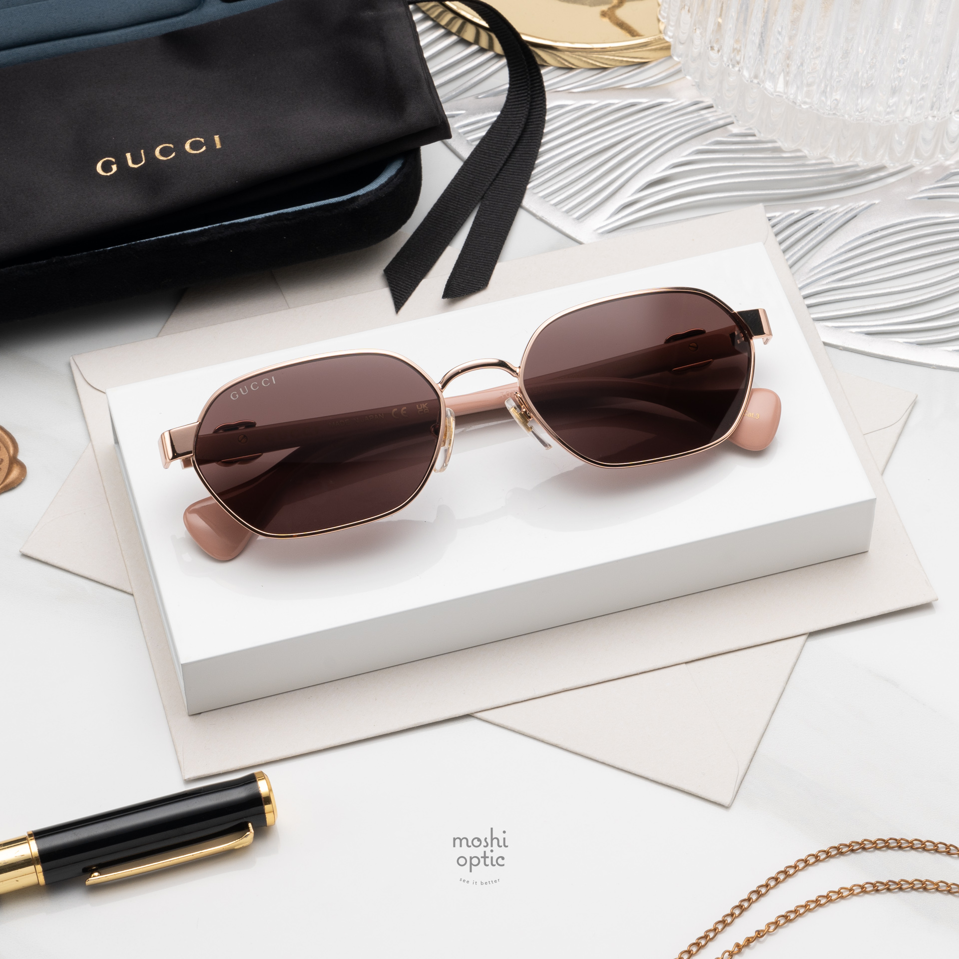 แว่นกันแดด Gucci GG1593S 003