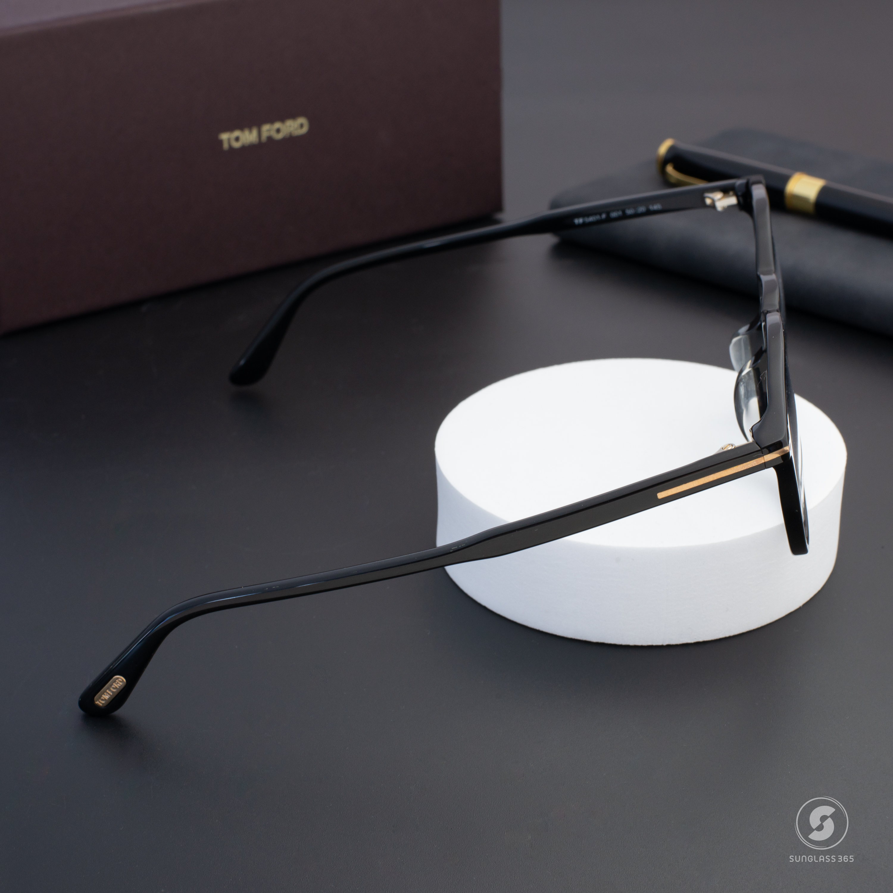 กรอบแว่น TOM FORD TF5401 001