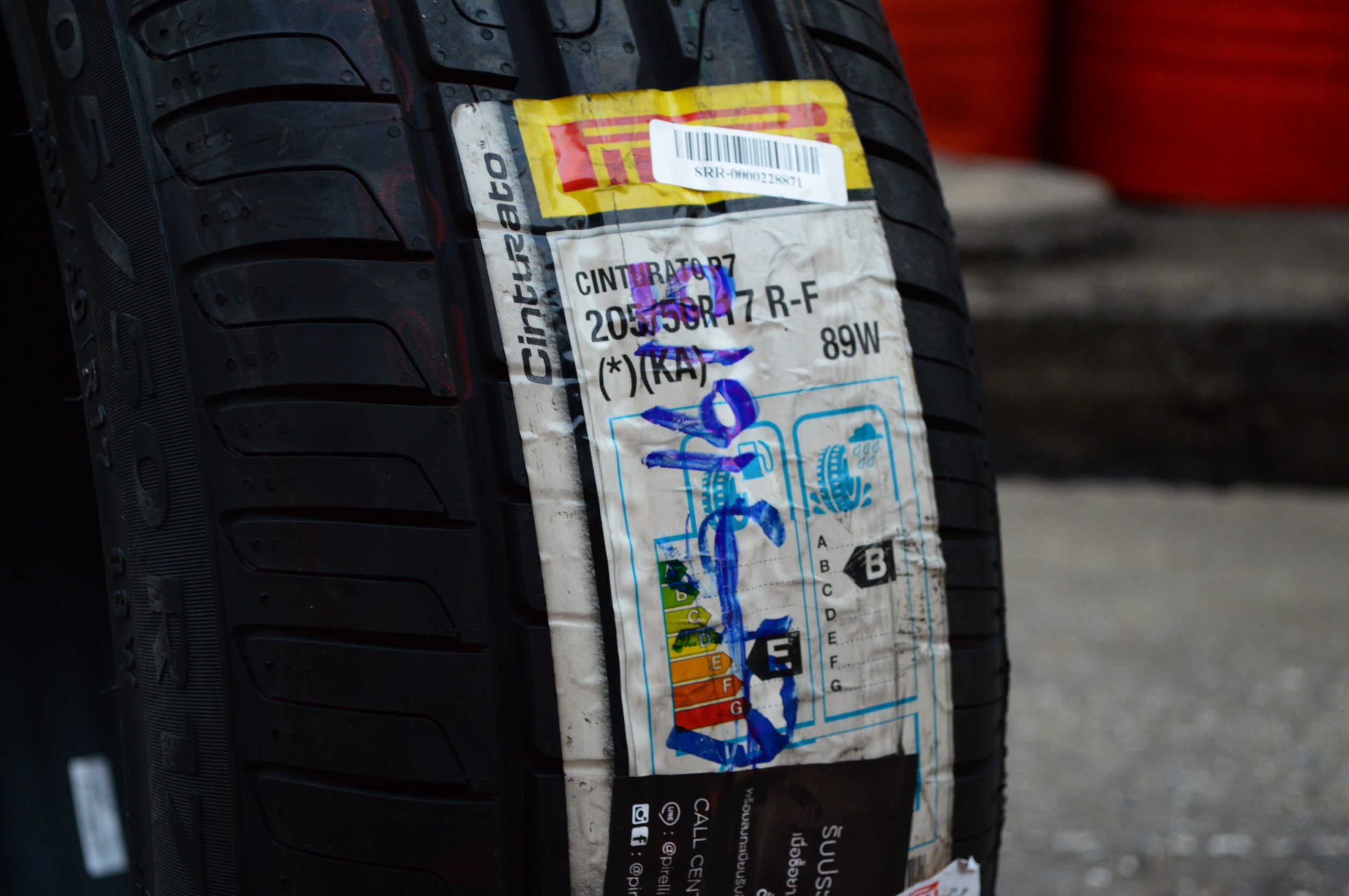 PIRELLI P7 205-50-17 เส้น 4500 บาท ( runflat) ปกติ 8700