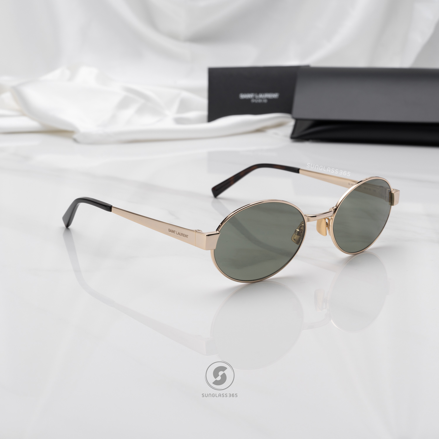 แว่นกันแดด YVES SAINT LAURENT SL692 003