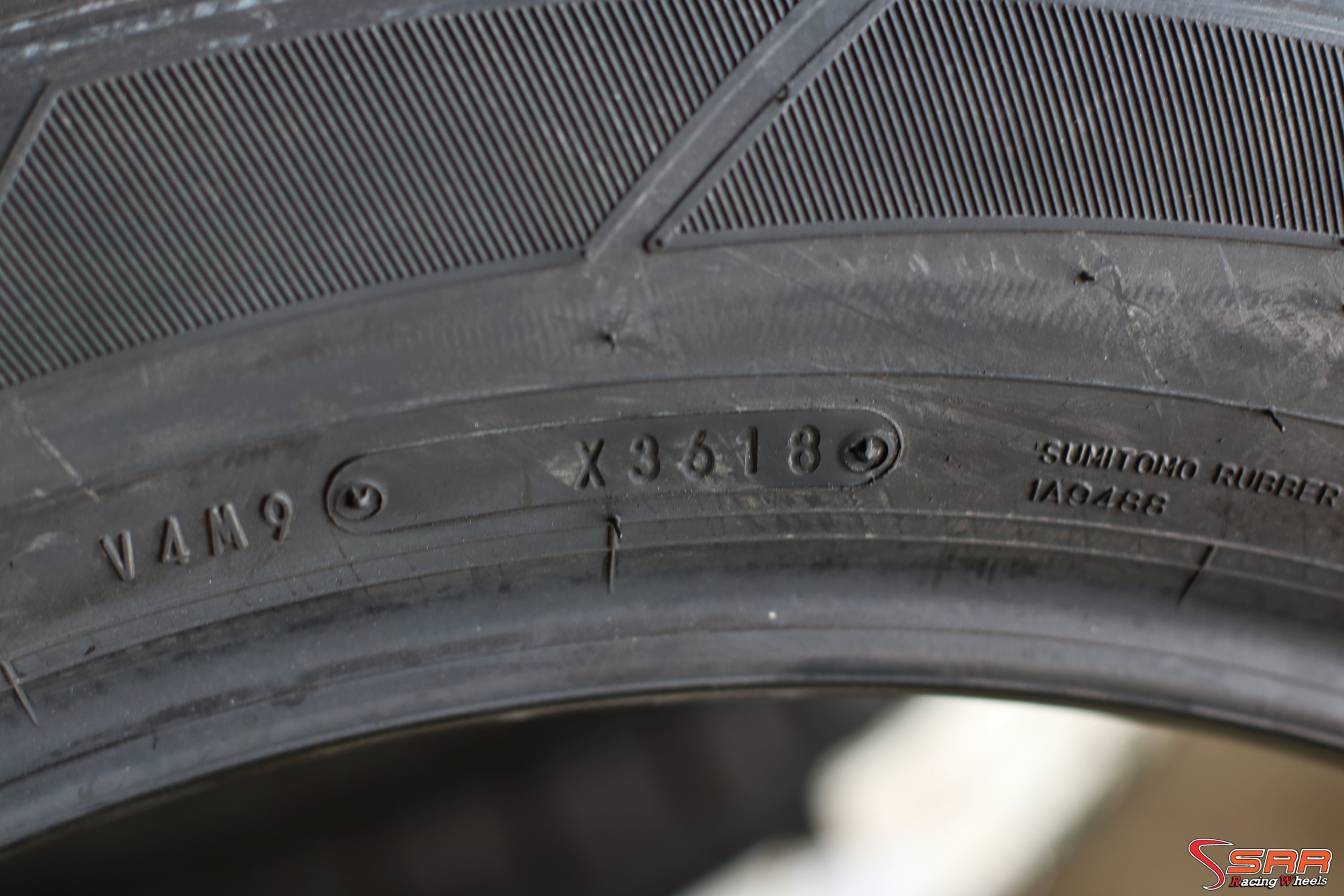 DUNLOP SPORT MAXX050 235/55-20 เส้น 5500 ปกติ 8500