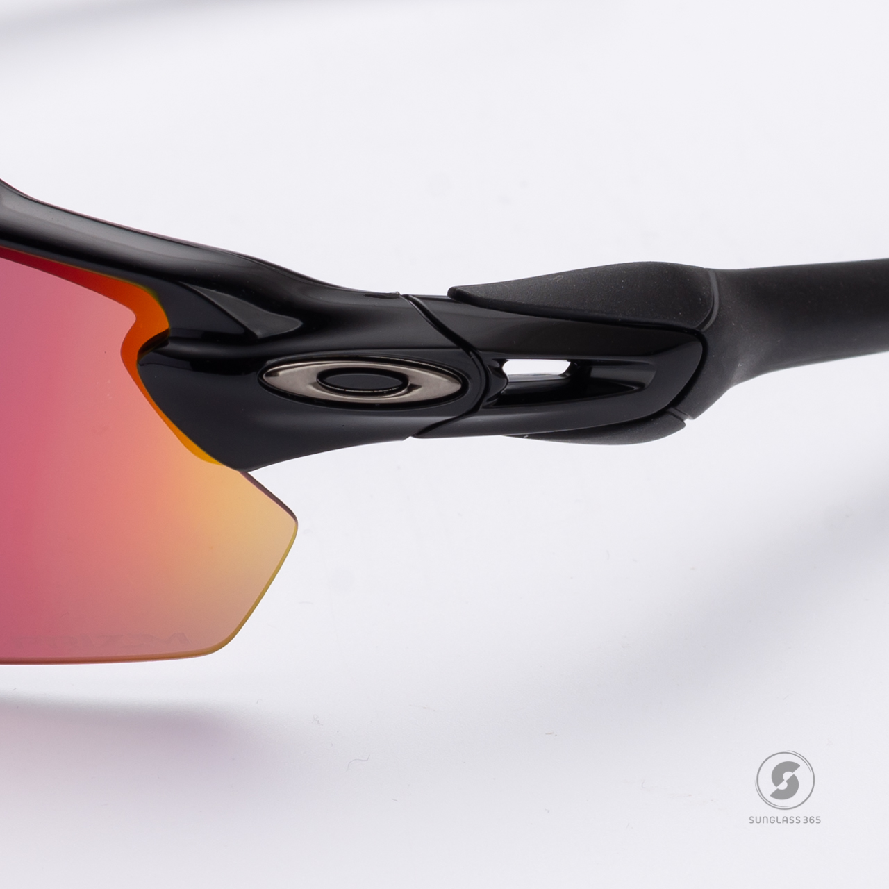 Oakley Radar EV Pitch OO9211-17 Polished Black Prizm Field