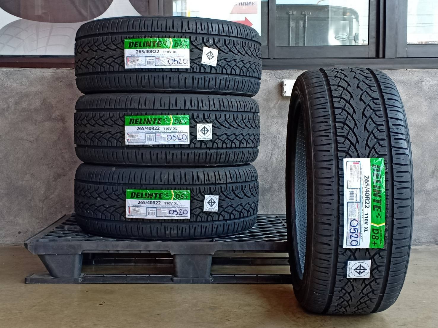 DELINTE 265/40R22 DESERT STORM D8+ 110V XL MADE IN THAILAD