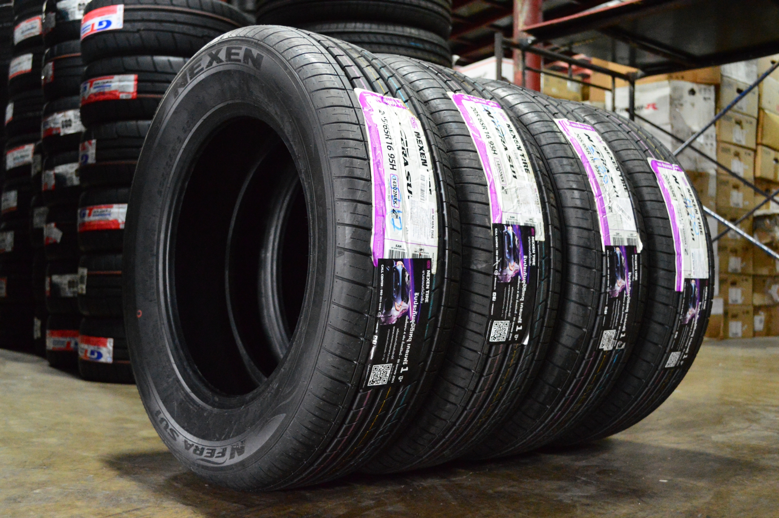 ยางเข้ามาใหม่ NEXEN SU1 205/65-16 ราคา่พิเศษ ดอกยาง นุ่ม เงียบ