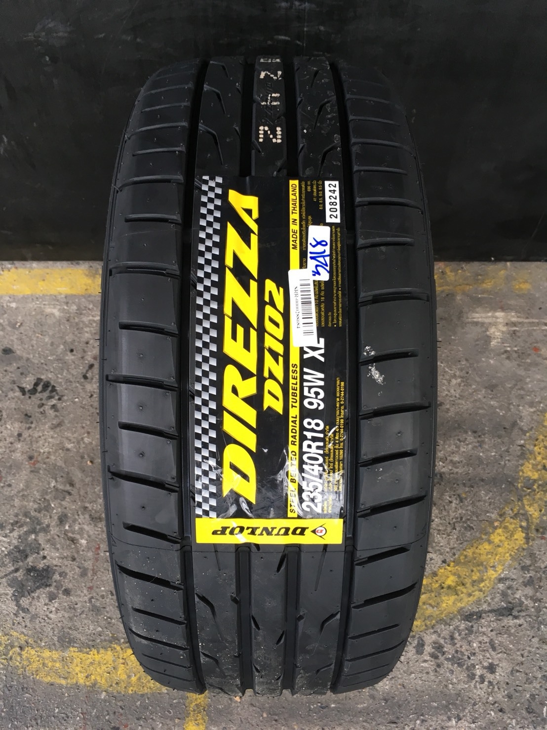 DUNLOP DZ102 235/35-19 เส้นละ 7500 ปี18 ปกติ 9500