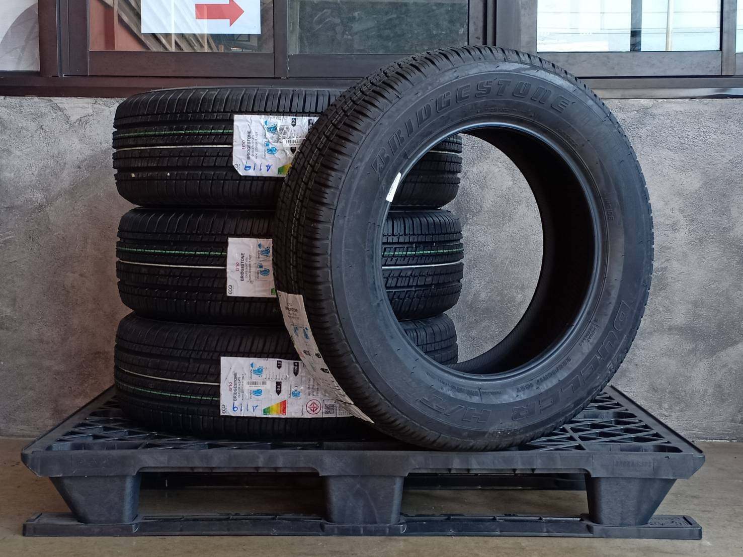 BRIDGESTONE DUELER H/T 470 225/65R17 ปี19 ผลิตปรายปี