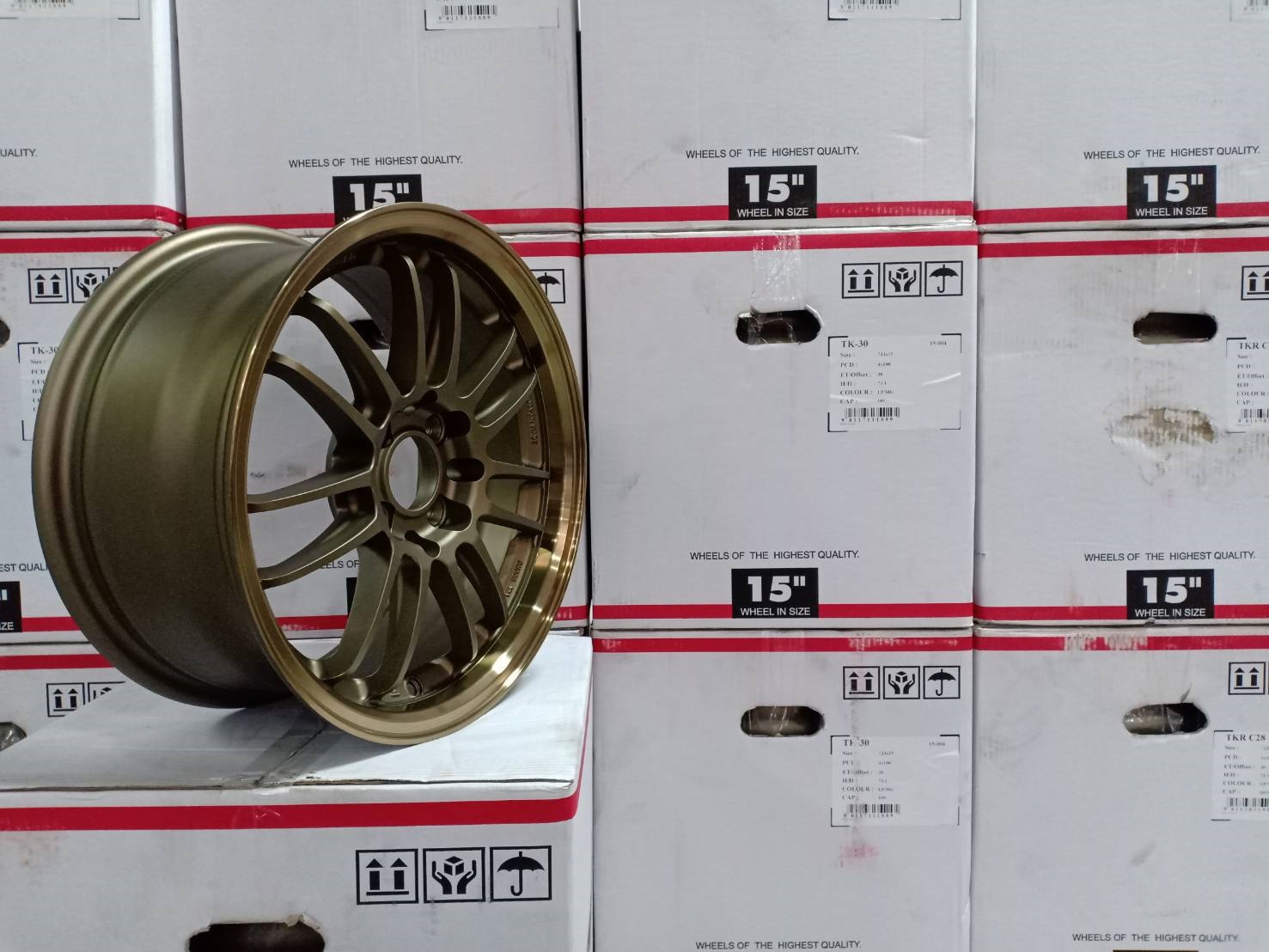 ล้อแม็กซ์ RE30 ขอบ 15