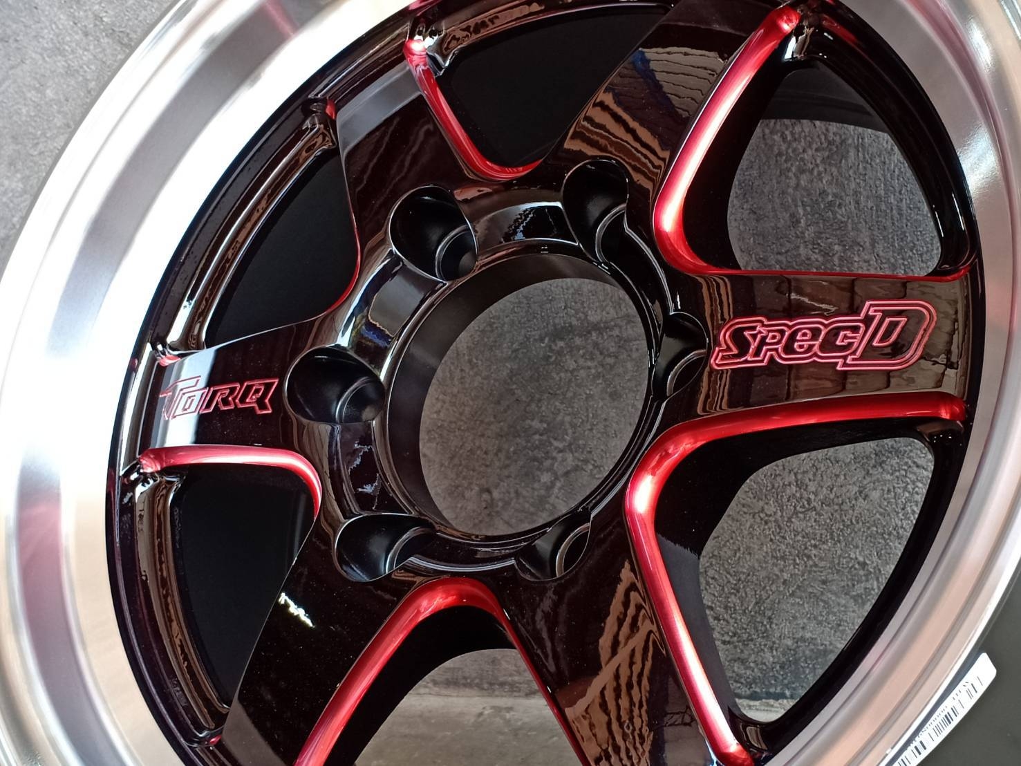 D1S 15X7.5 6H139.7 ต้องการส่วนลดราคาพิเศษ กรุณาสอบถาม