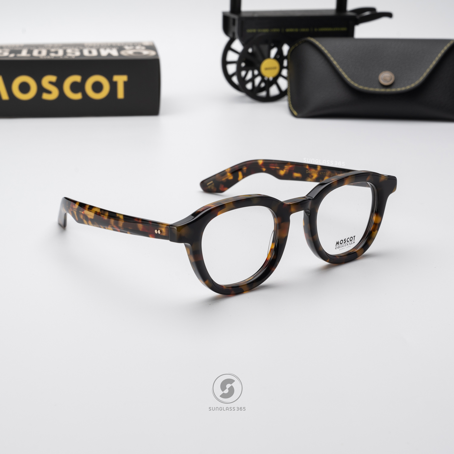 แว่นสายตา Moscot Dahven Tortoise
