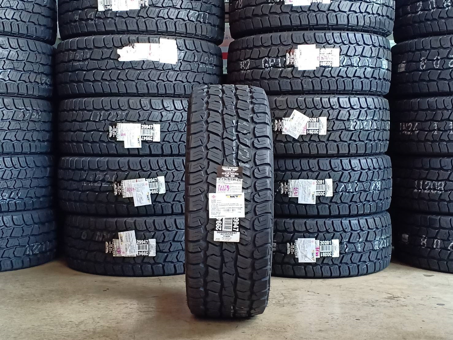 MICKEY THOMPSON DEEGAN38AT 275/55-20 ปี19 ซื้อครบ4เส้น รับส่วนลด 1000 บาท