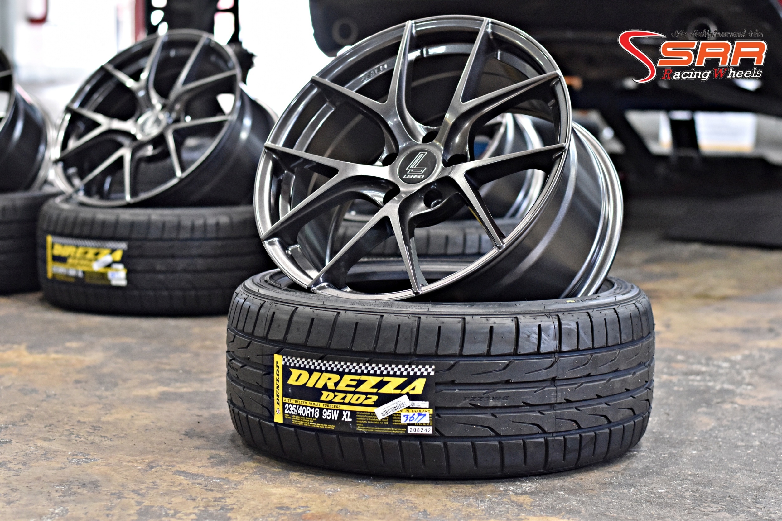 ล้อแท้ LENSO JAGER-DYNA ขอบ18 กว้าง8.5 PCD 5x114.3 offset+35