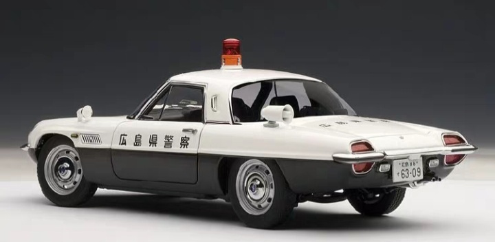 โมเดลรถยนต์ โมเดลรถเหล็ก Mazda Cosmo 3000 2