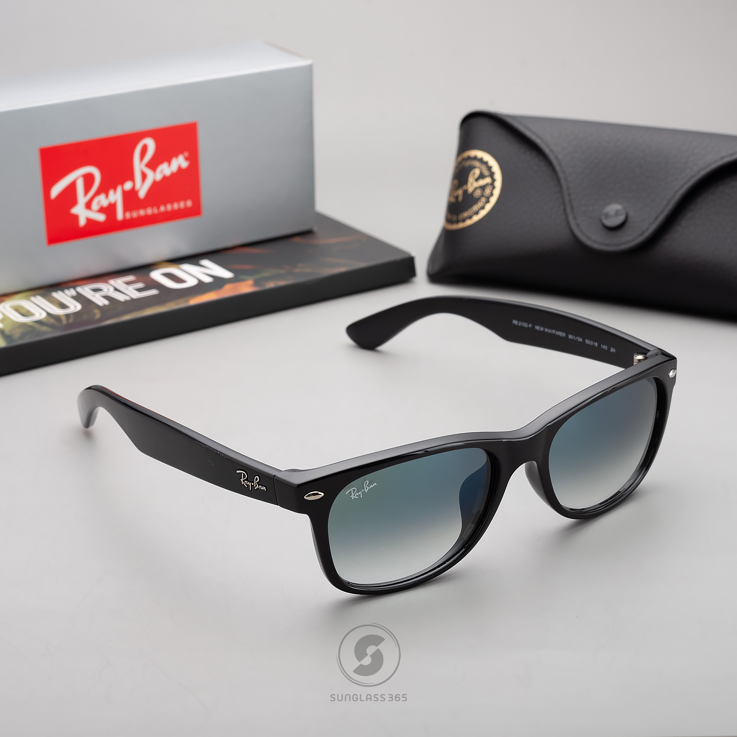 RayBan RB2132F 901/3A New Wayfarer Black clear gradient green