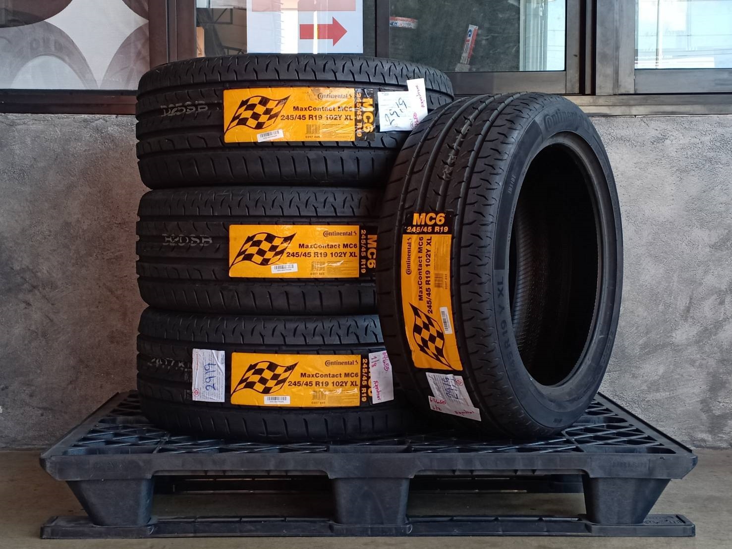 CONTINENTAL CONTACT MC6 245/45R19 ปี19