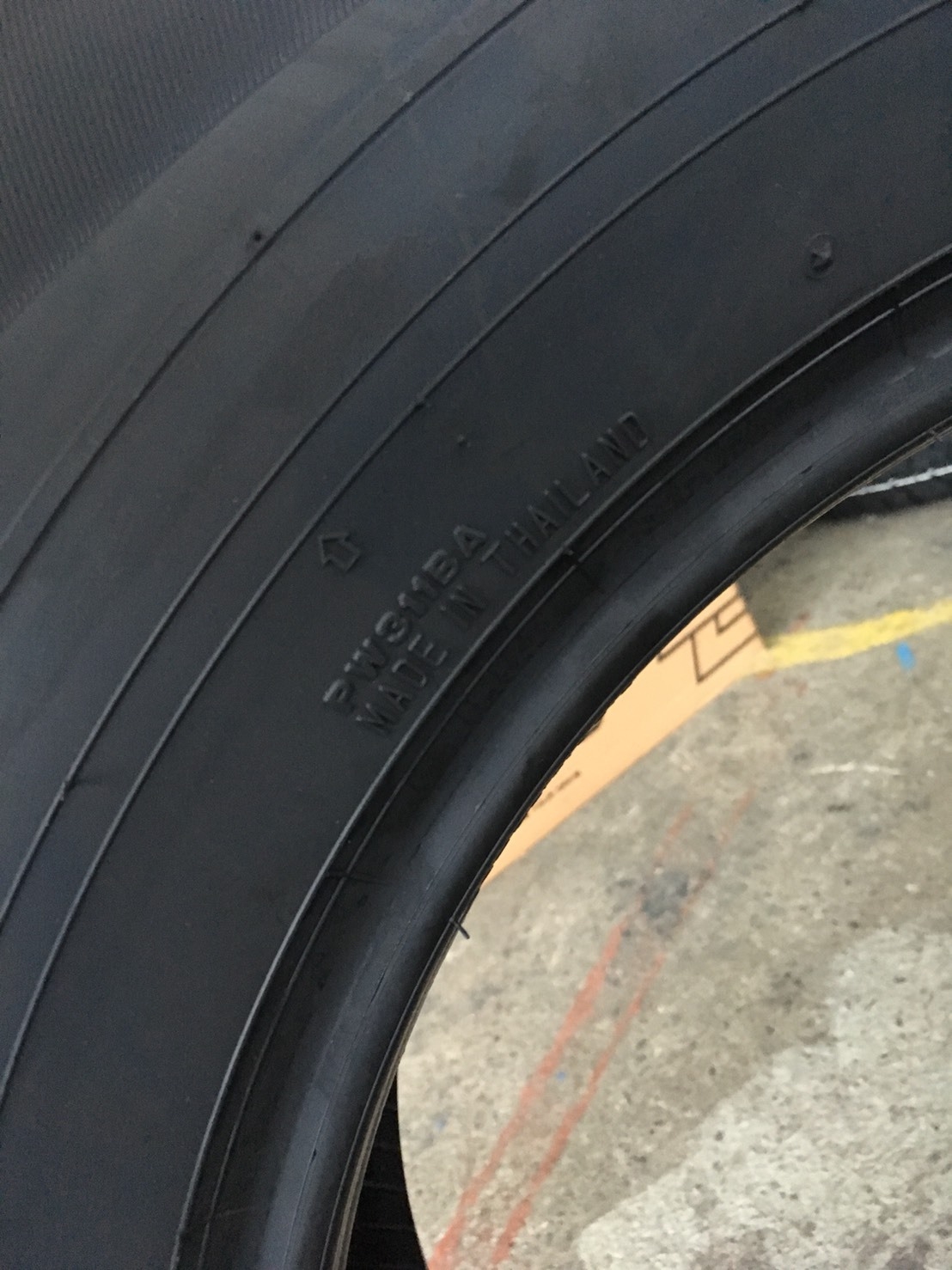 DUNLOP PT3 245/70-16 พิเศษ ซื้อ2เส้น แถมฟรี2เส้น