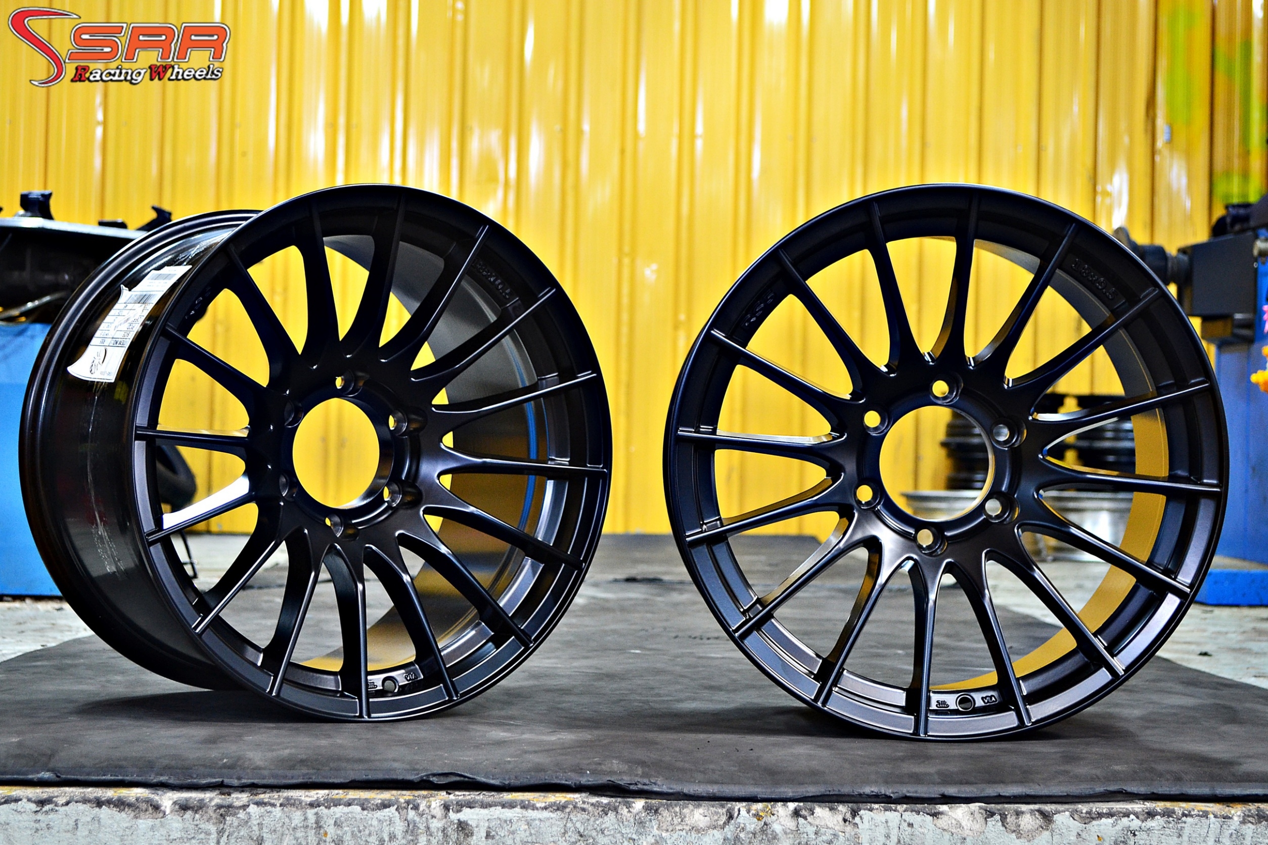 ล้อแม็กซ์ RS-5 APP TORQ ขอบ18นิ้ว วงละ 3,500.-