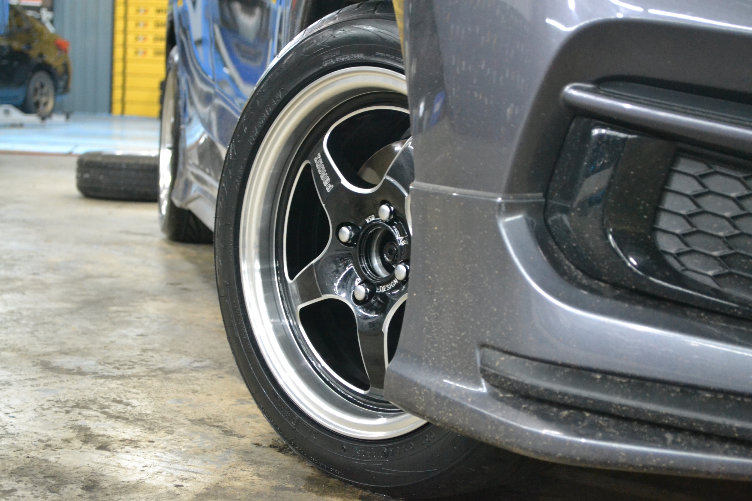 PARODI RS-02 ขอบ15 พร้อมยาง TOYO T1R ชุด 17980 ปกติ 29500