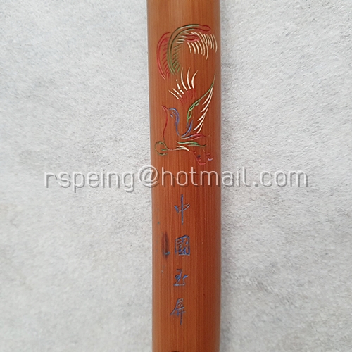 ขลุ่ยไม้ไผ่จีน 6 รู แกะสลักรูปนกยูง