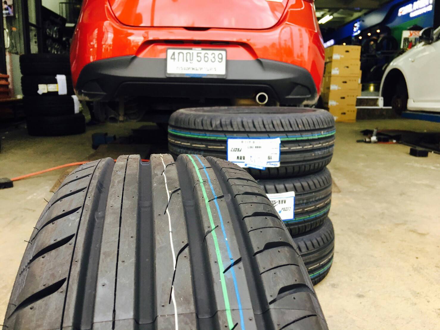 ยางใหม่ TOYO CF2 195/60-15 ราคาถูก