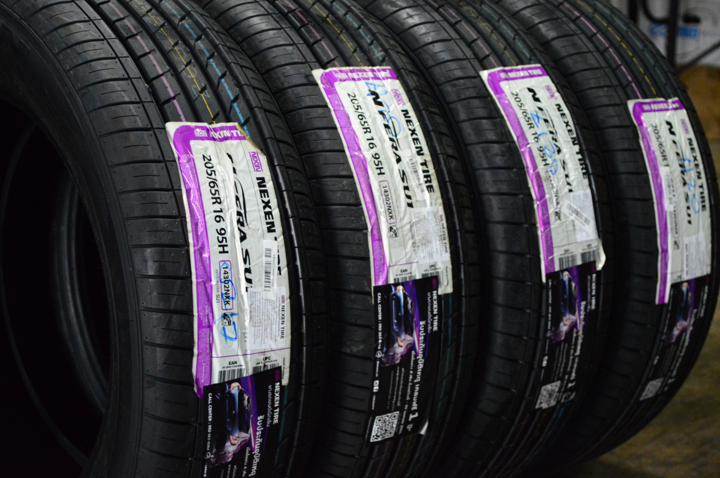 ยางเข้ามาใหม่ NEXEN SU1 205/65-16 ราคา่พิเศษ ดอกยาง นุ่ม เงียบ