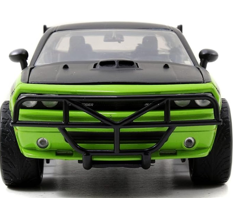โมเดลรถ โมเดลรถยนต์ Dodge Challenger Off Road 1:24 3