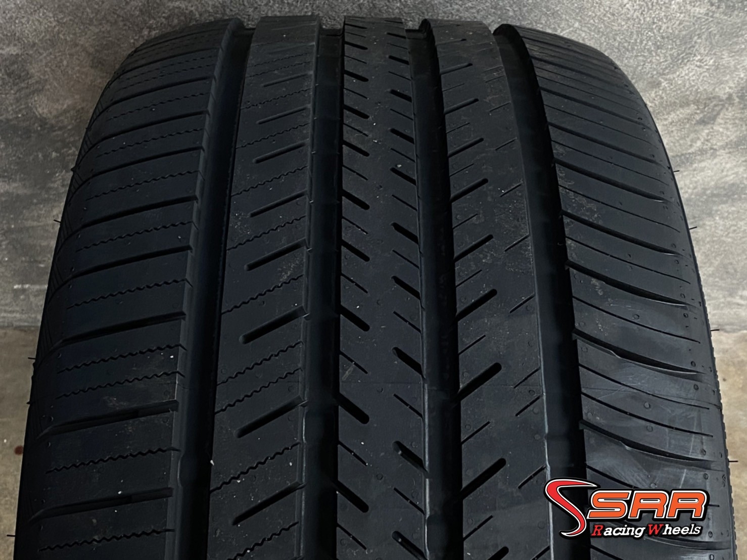 ATLAS 295/35R21 FORCE UHP ปี2021 ราคาถูก