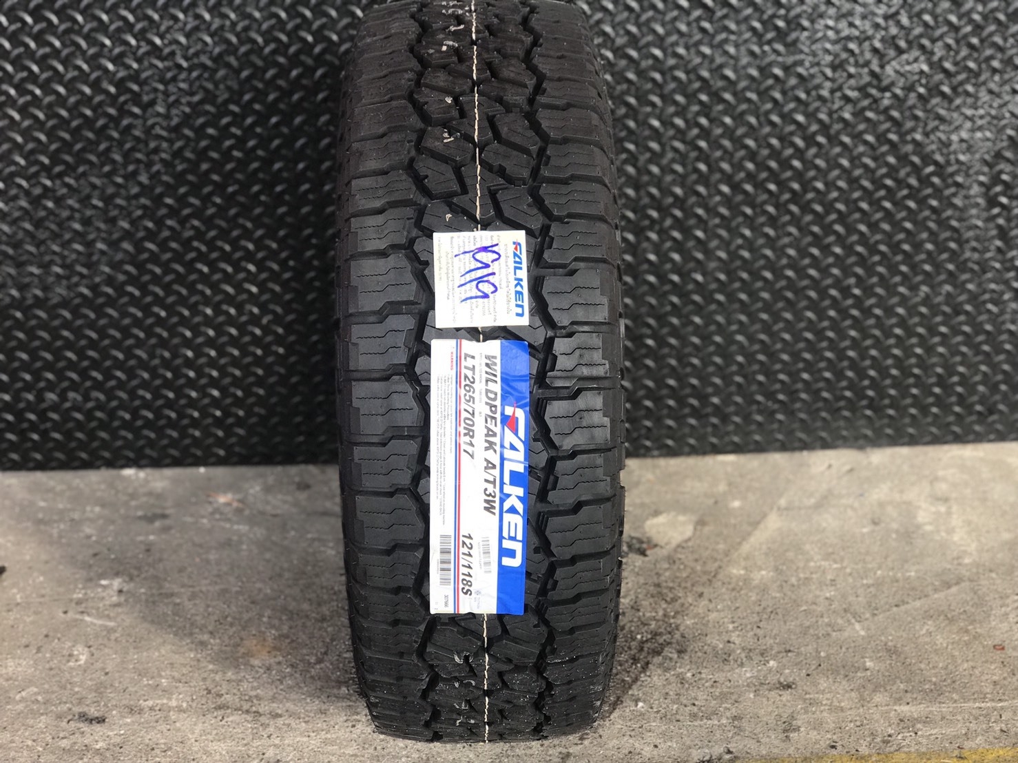 FALKEN WILDPEAK A/T3W 265/70R17 ราคาพิเศษ