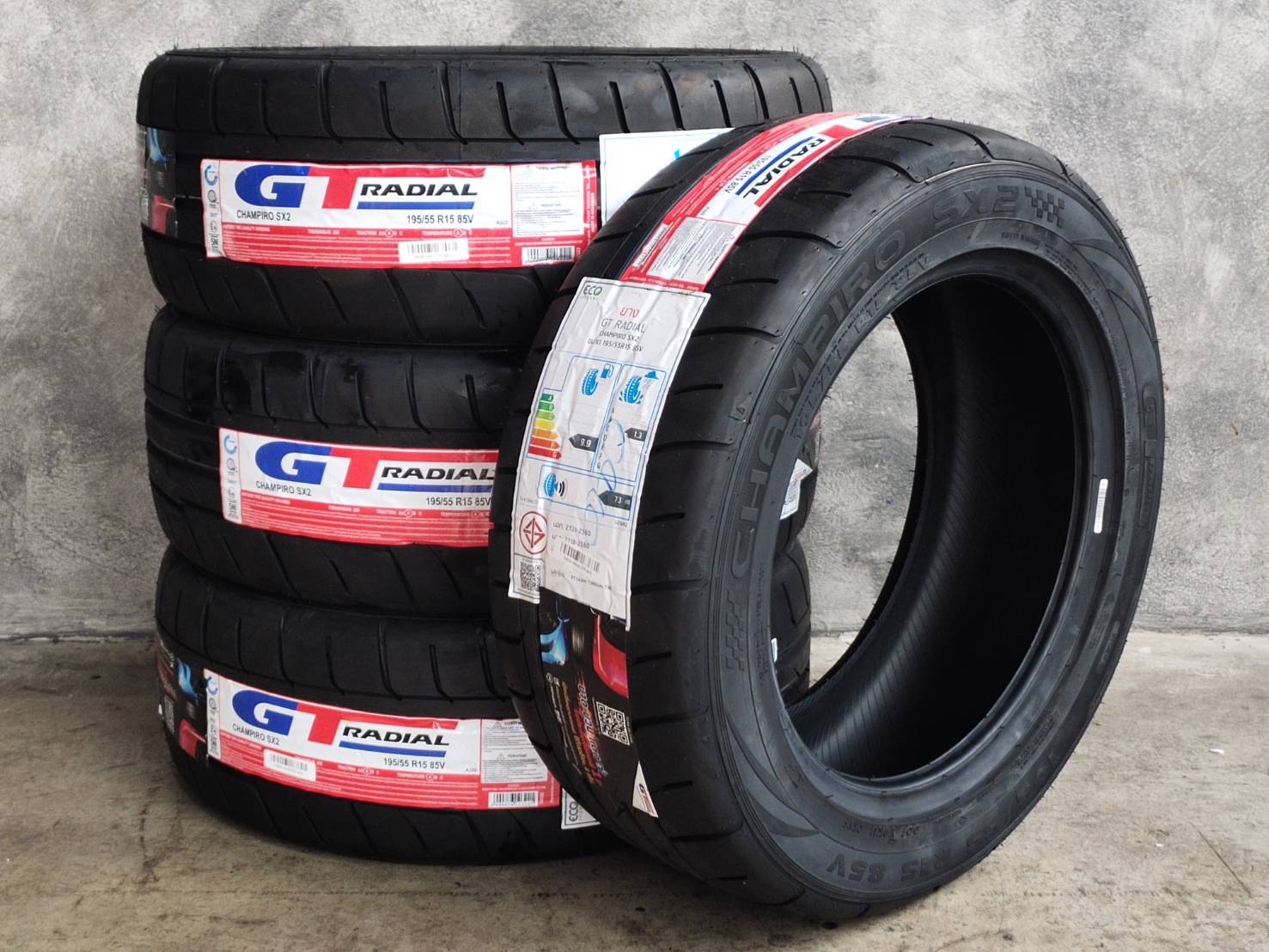 GTRADIAL CHAMPIRO SX2 195/55R15