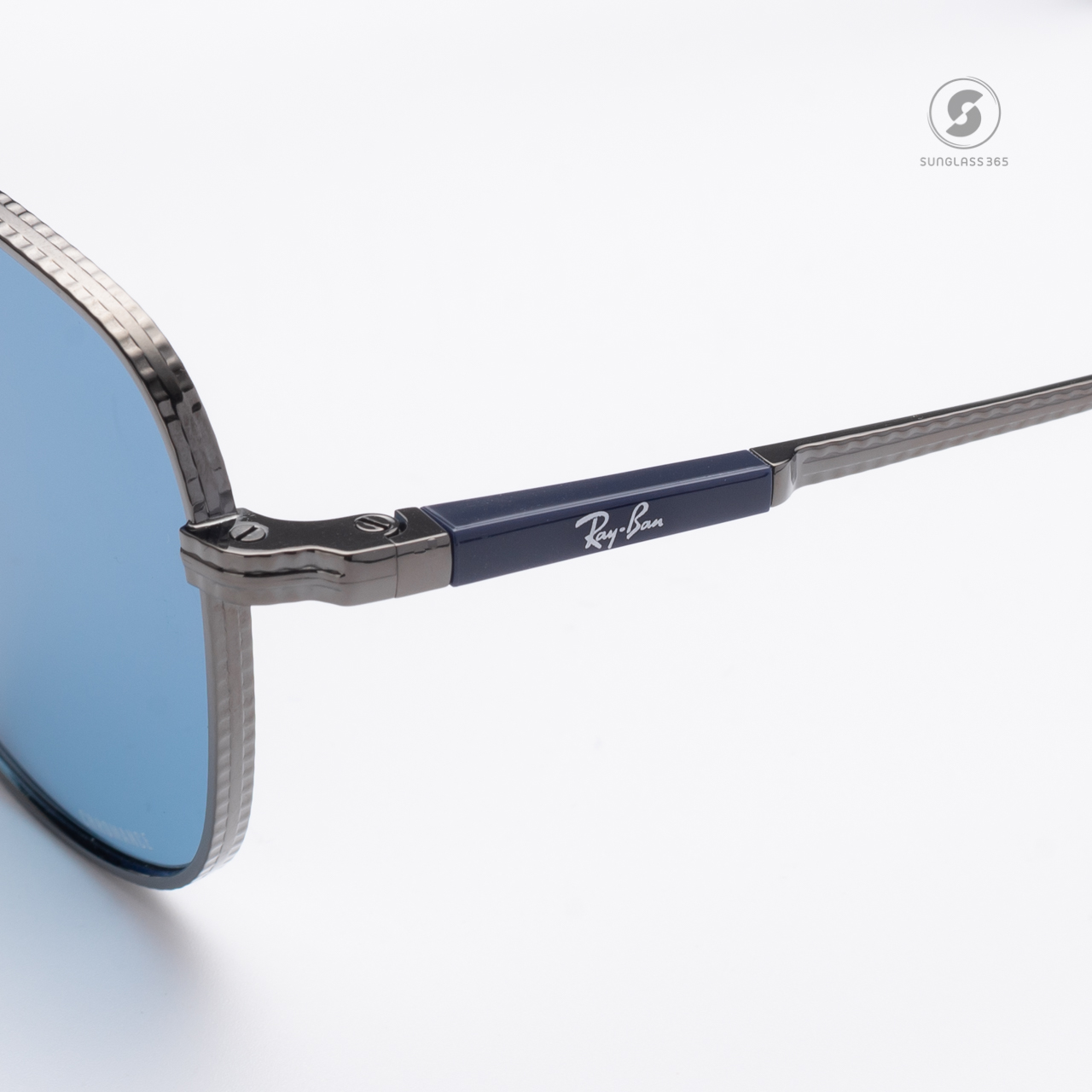 RayBan RB8258 3142S2 Frank ll Titanium Gunmetal