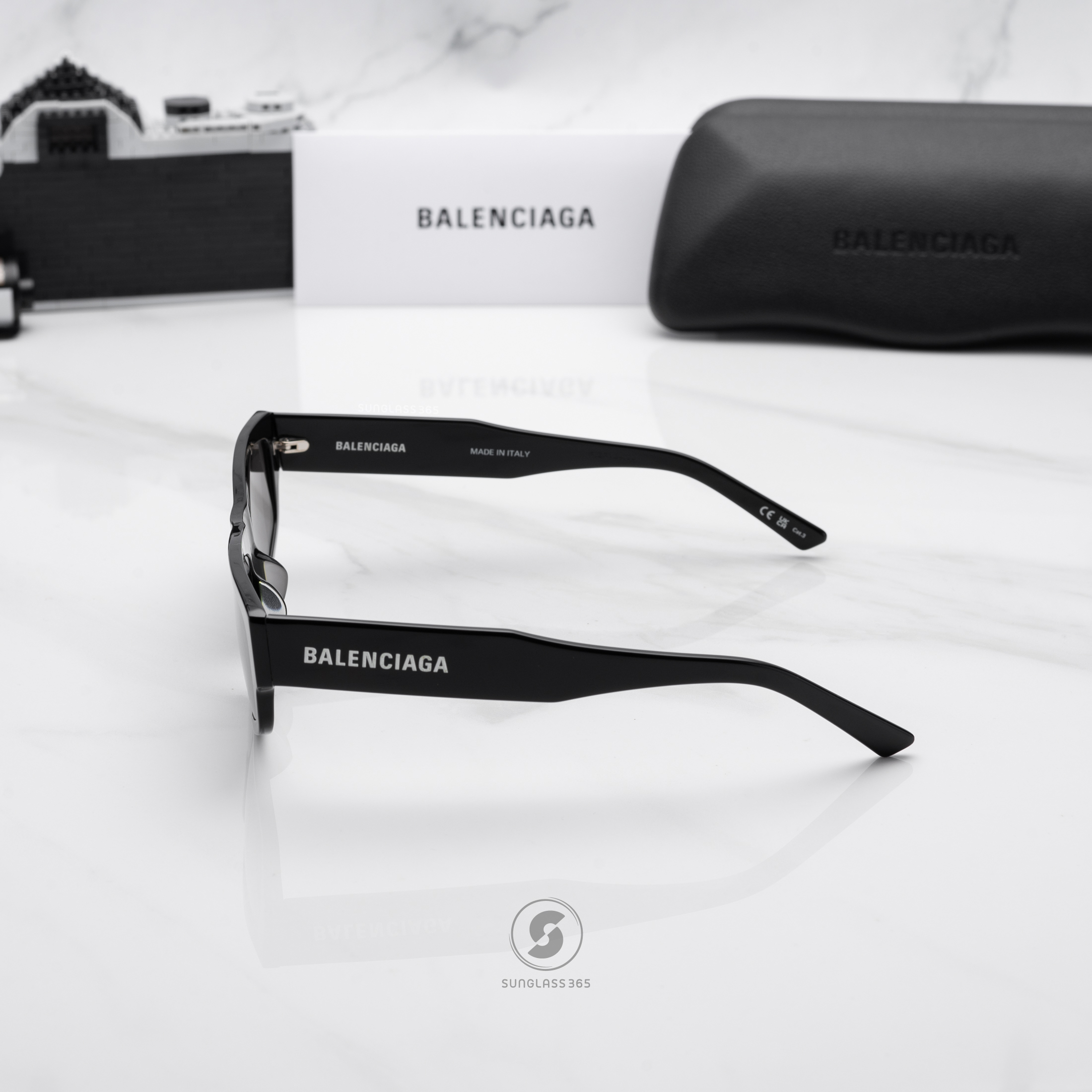 แว่นกันแดด Balenciaga BB0305S 001