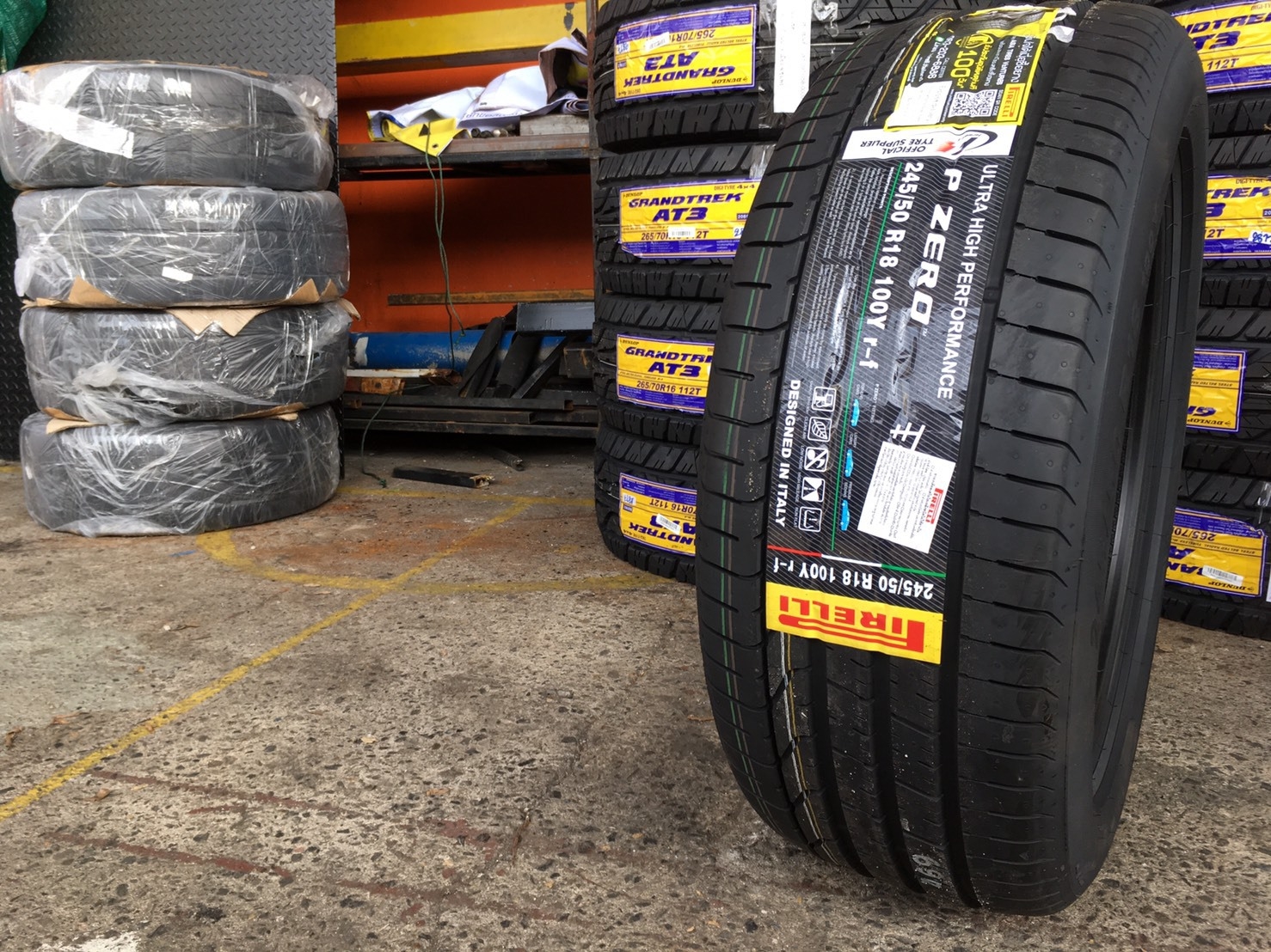 PIRELLI P-ZERO R-F (runflat) 245/50-18 ปี17 ราคาถูก