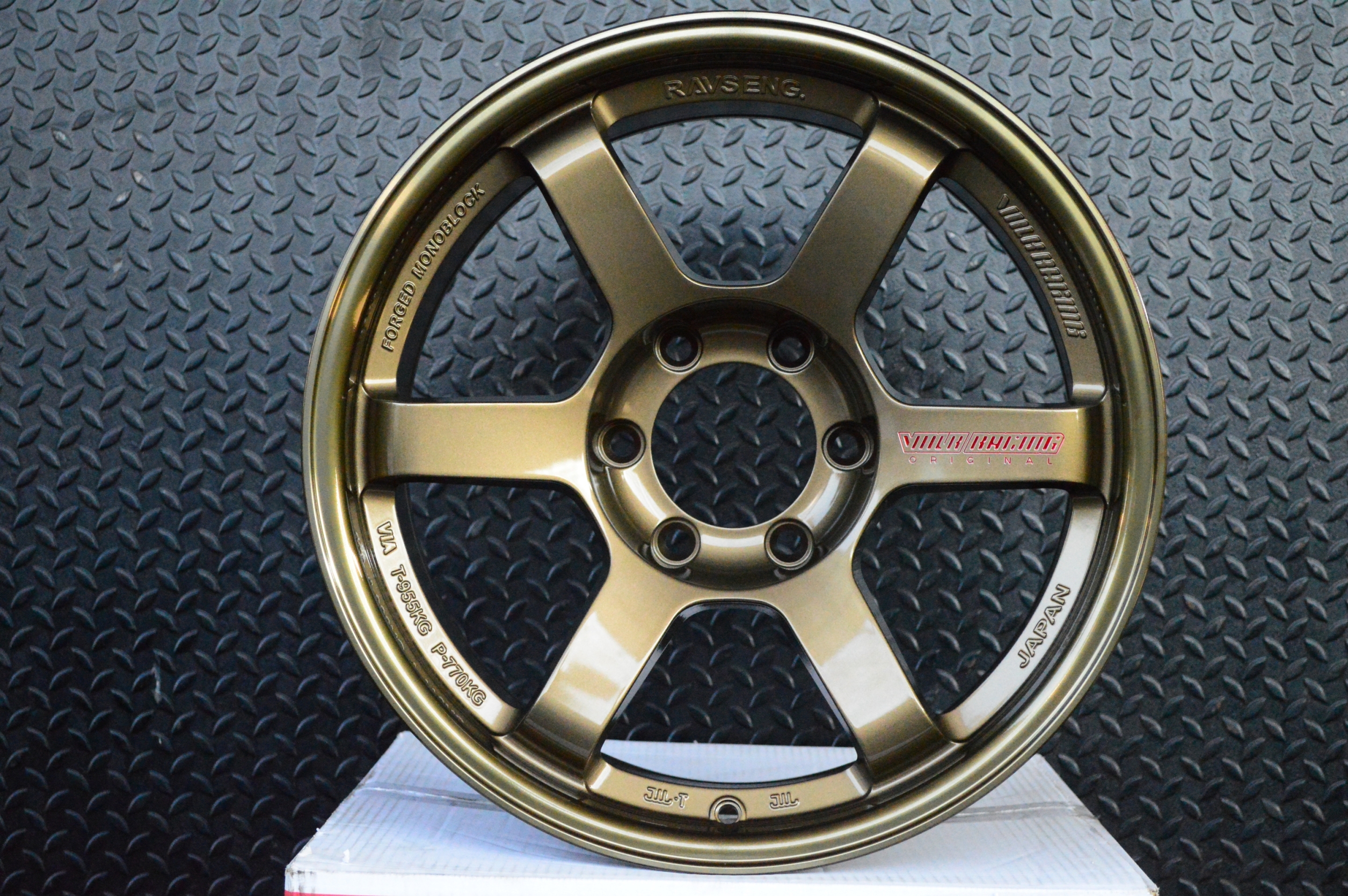 สินค้าตัวใหม่ TE37SUV กลึงก้านแดง