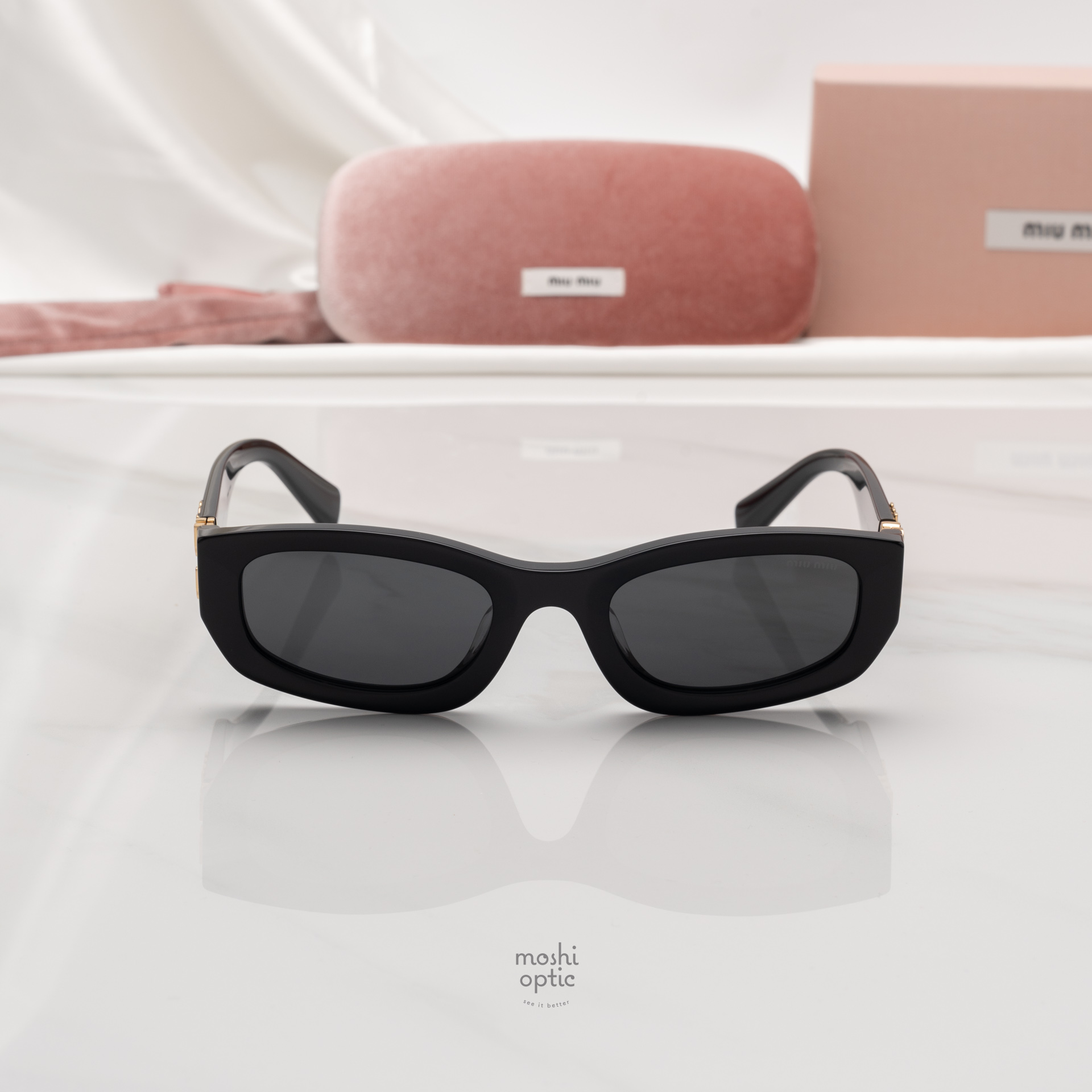 แว่นกันแดด Miu Miu MUB04SF 16K08Z