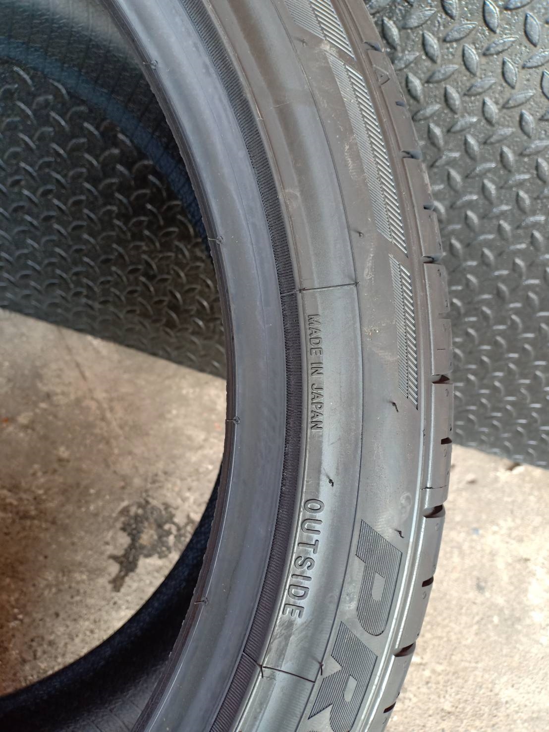 ยางใหม่ TOYO PROXES SPORT 255/40-20 ราคาถูก