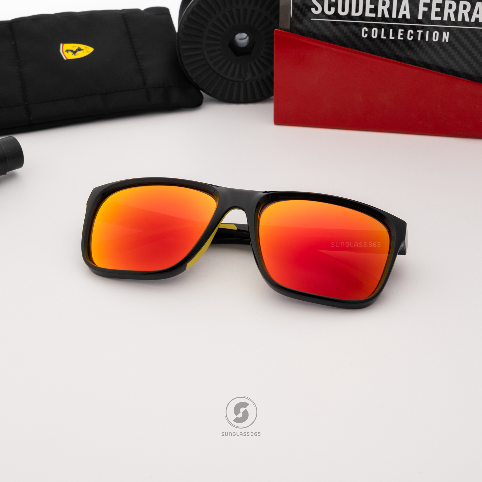 แว่นกันแดด Scuderia Ferrari FZ6002U 501/6Q