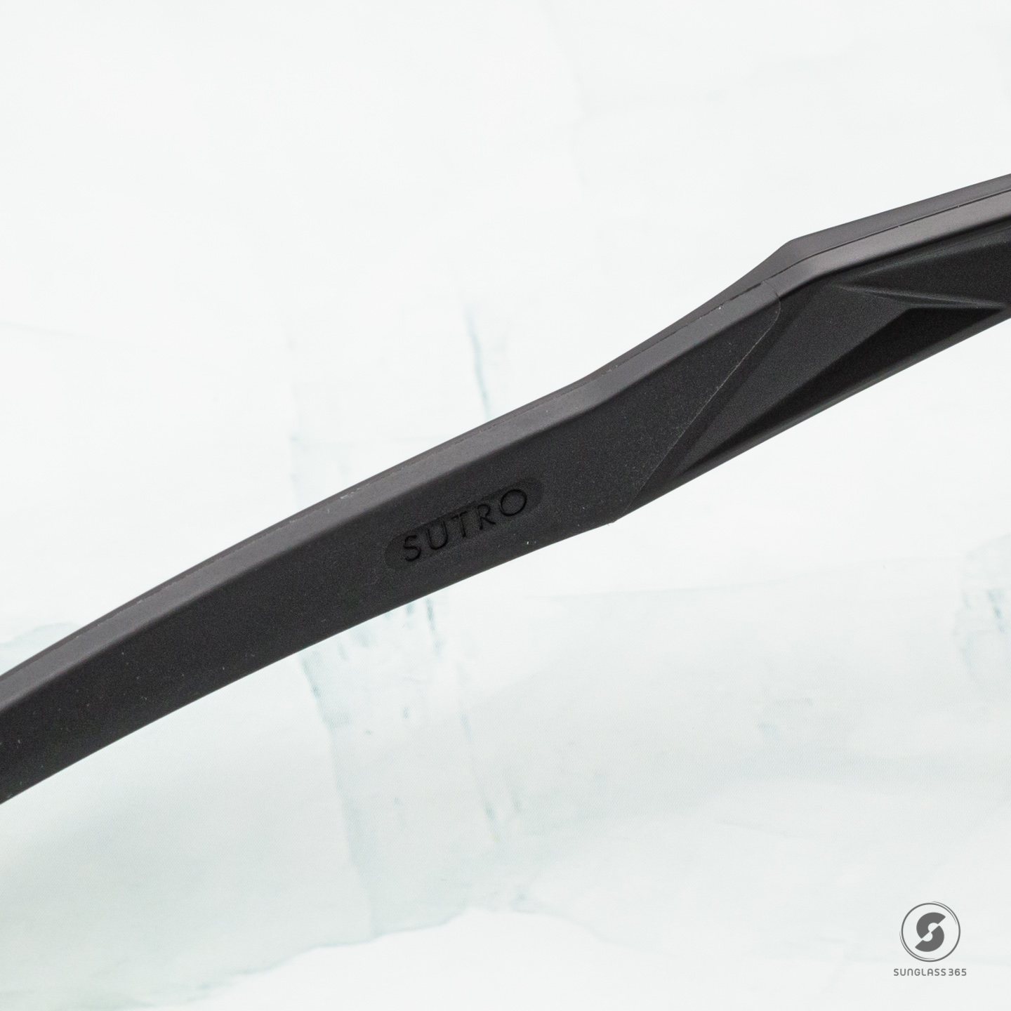 OAKLEY OO9463A-11 Sutro Lite(A) Matte Black Prizm Sapphire