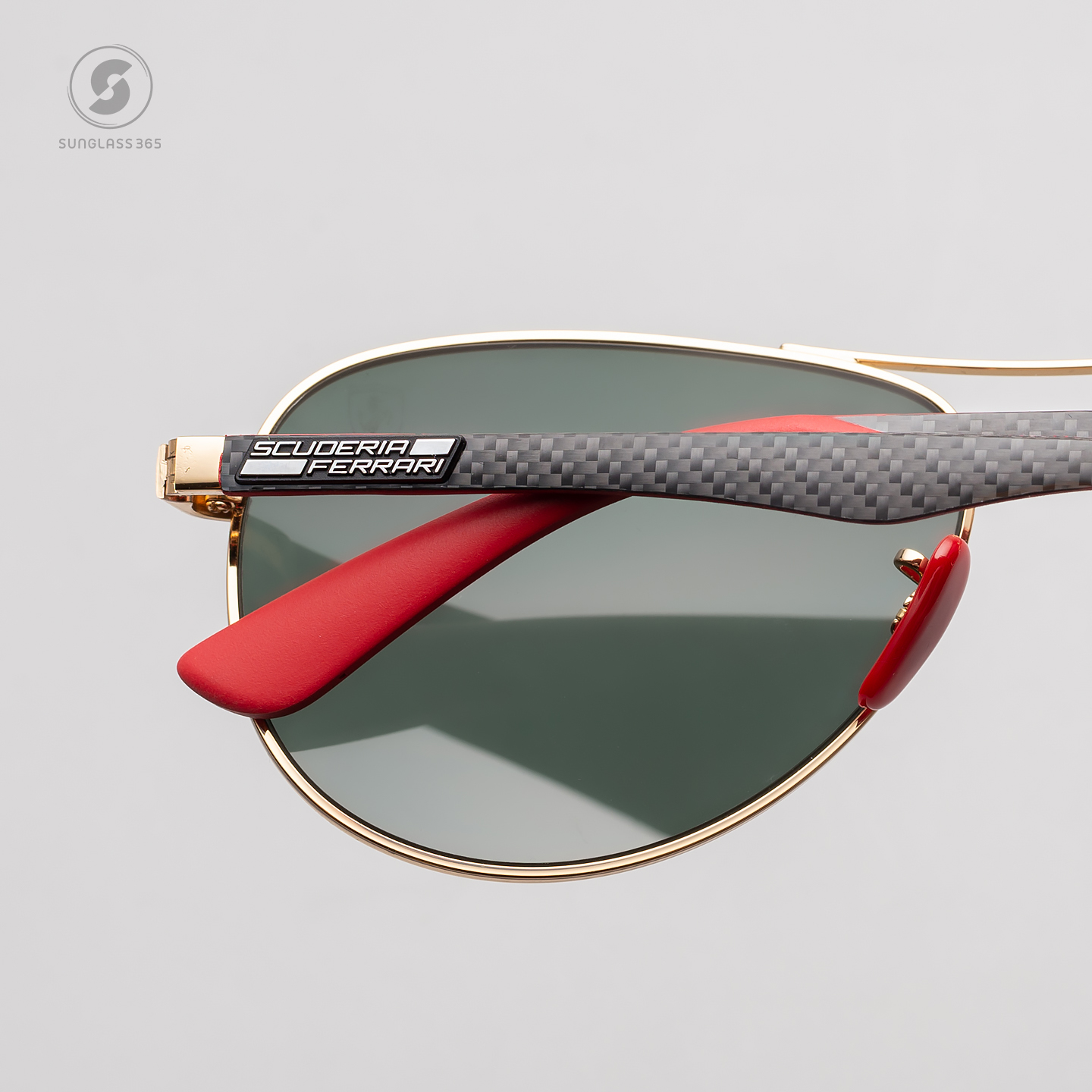 Ray-Ban RB8313M F00871 Ferrari Collection ฺGold