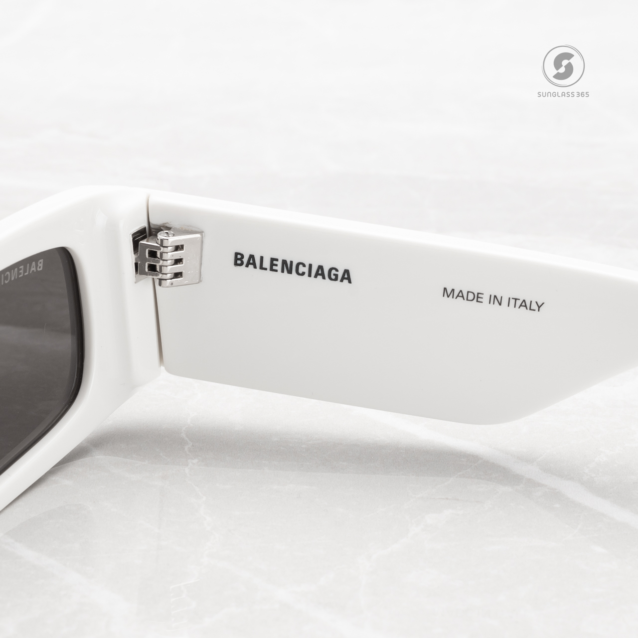 แว่นกันแดด Balenciaga Max Rectangle BB0260S 003