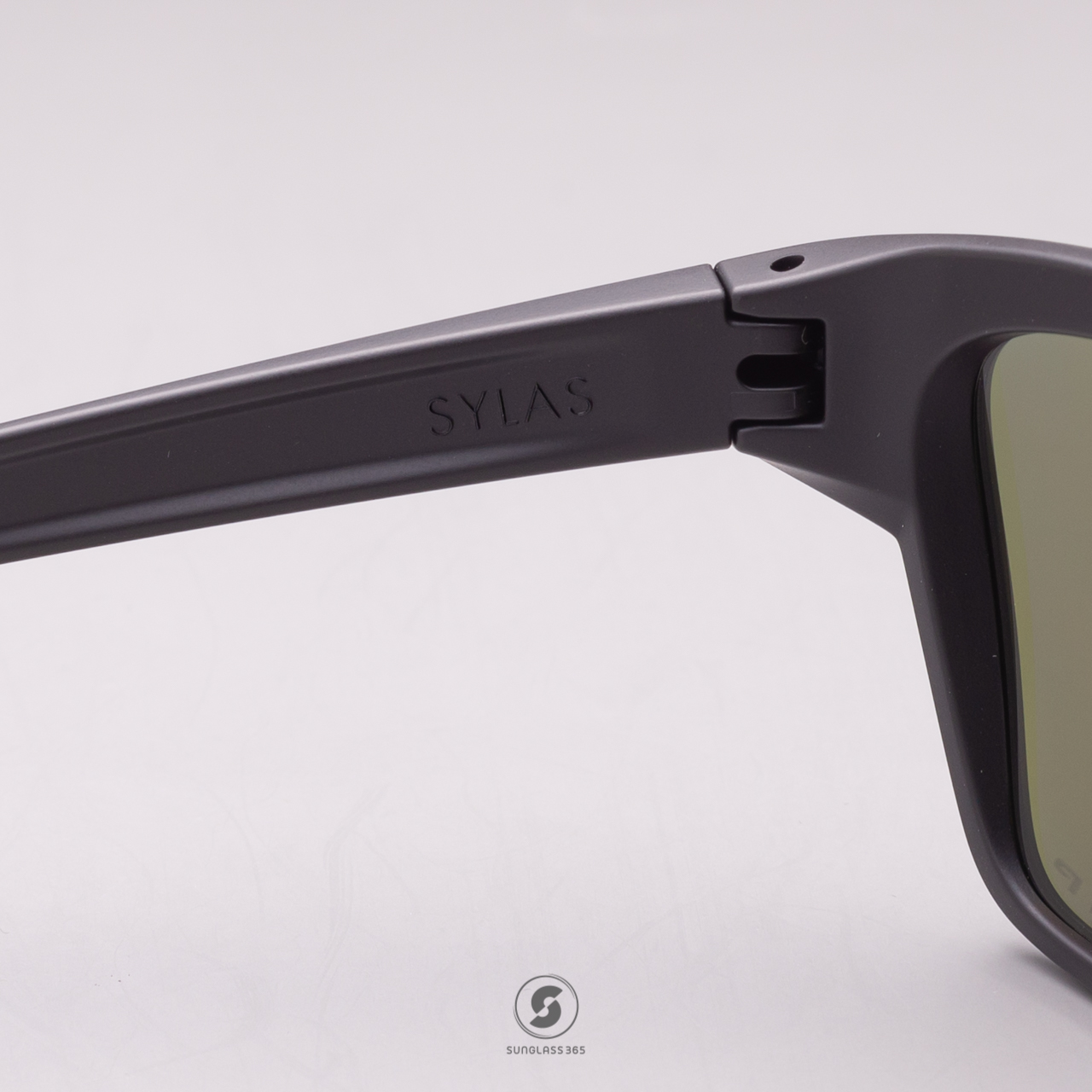 Oakley OO9448f-04 Sylas(A) Matte Black Prizm Sapphire Iridium Polarized