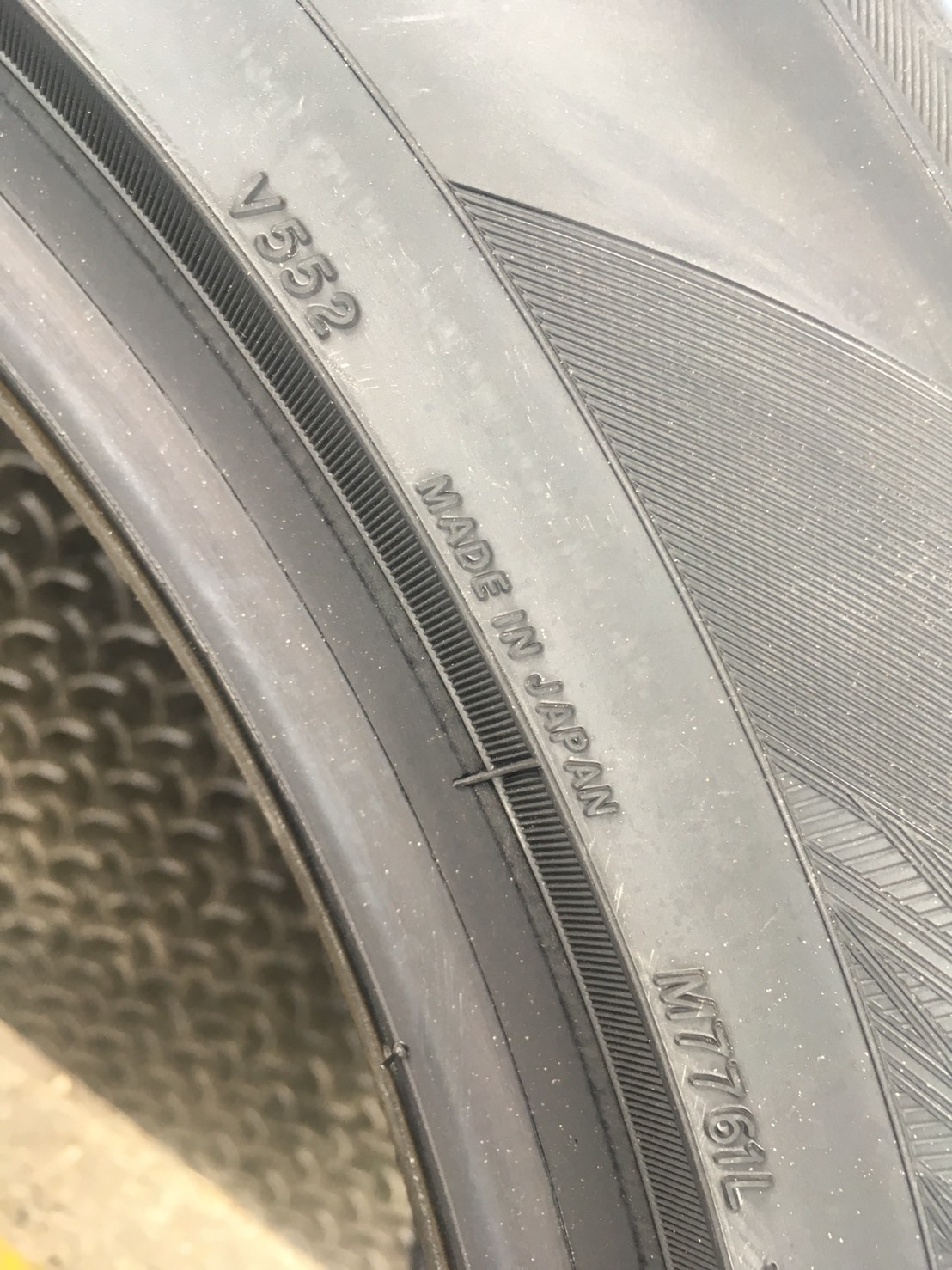 YOKOHAMA ADVAN DB V552 235-50-18 เส้น 6800 ปี18 ปกติ 8500