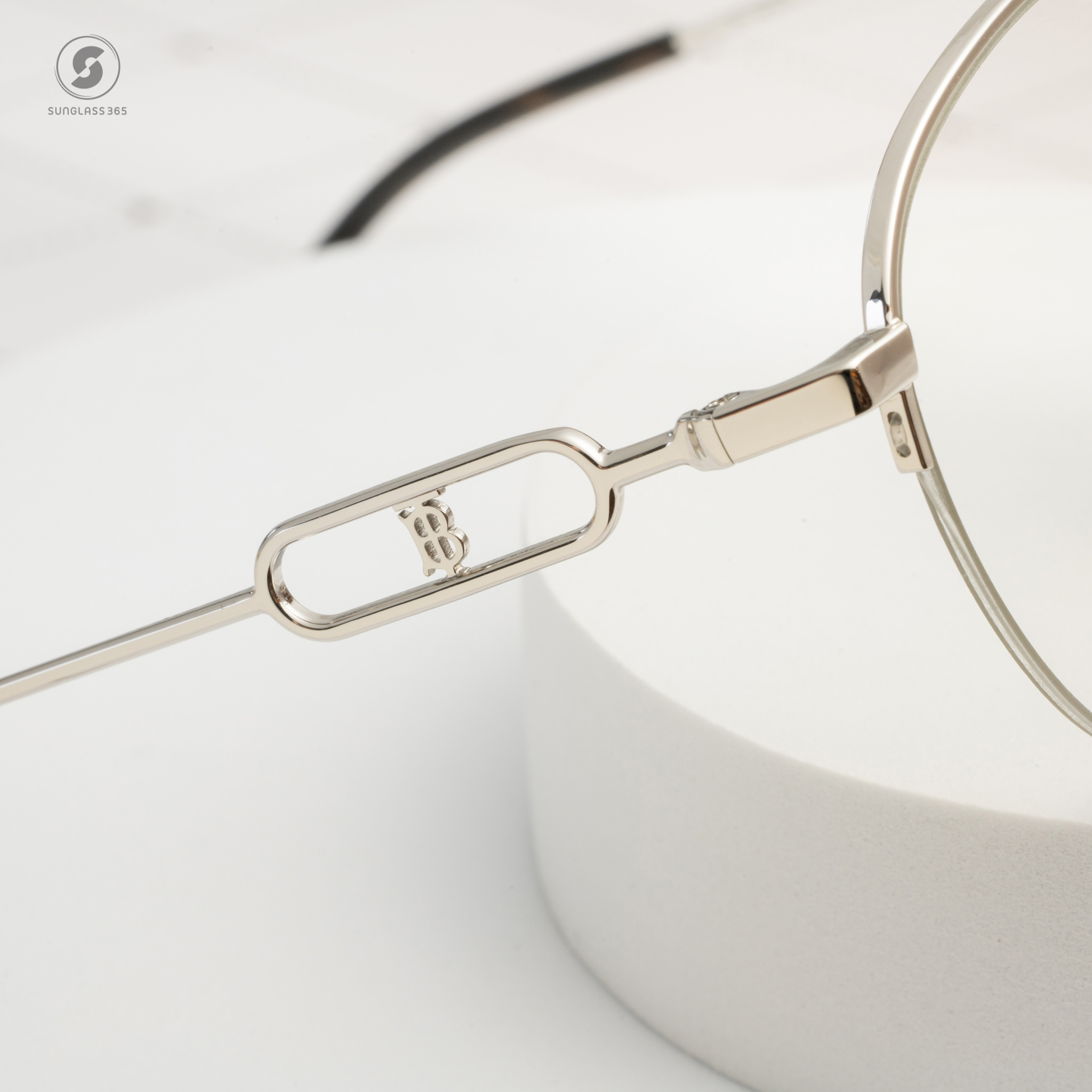 BURBERRY MARTHA BE1354 1005 Silver